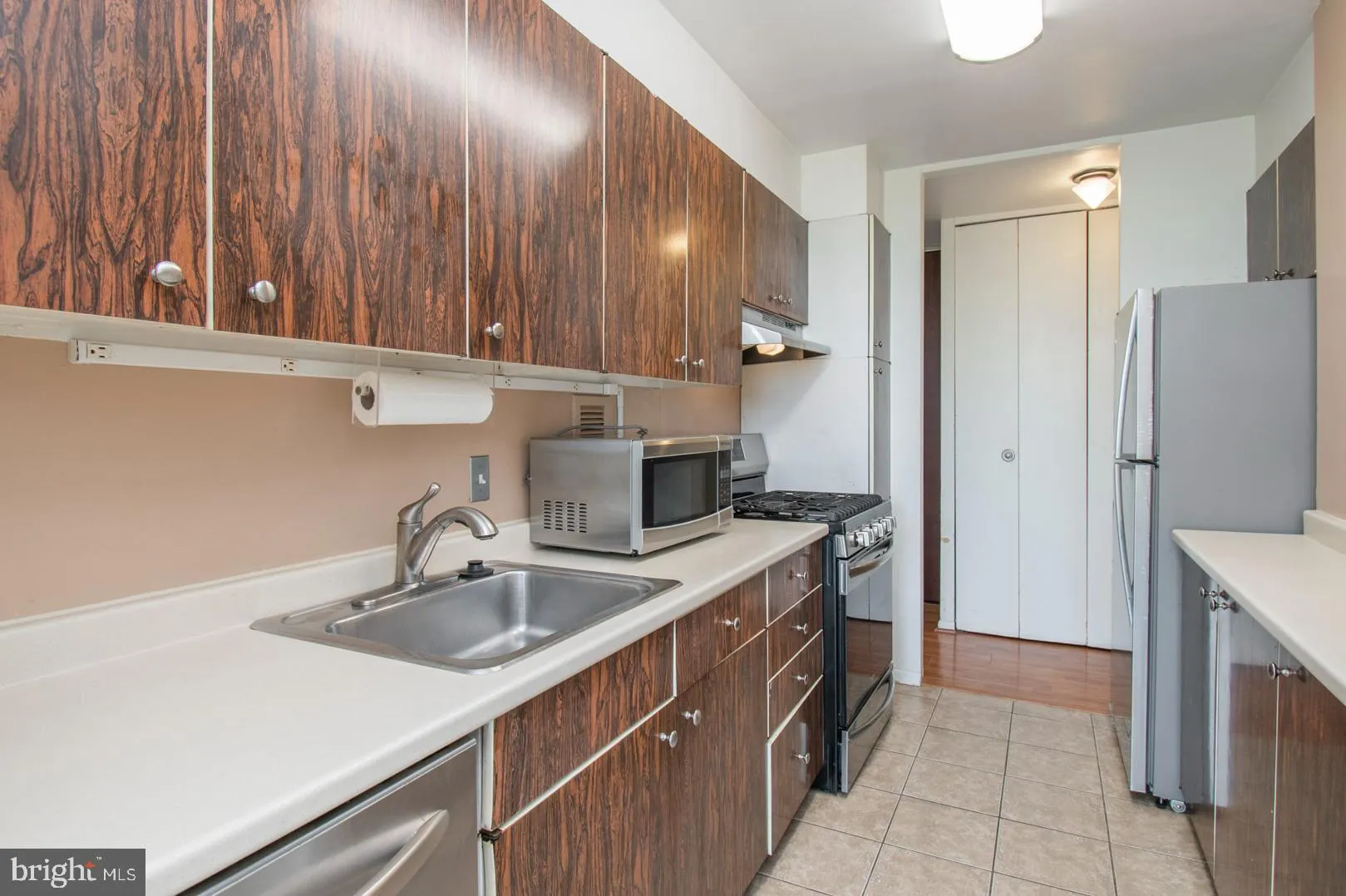 Philadelphia, Pennsylvania 19131, United States, 2 Bedrooms Bedrooms, ,2 BathroomsBathrooms,Residential,Active,91853