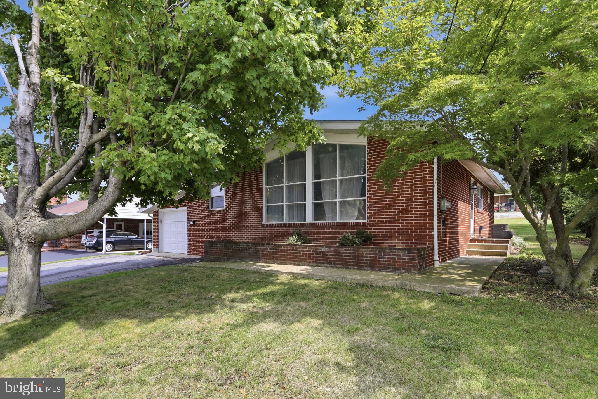 133 WILLIAMSON AVENUE