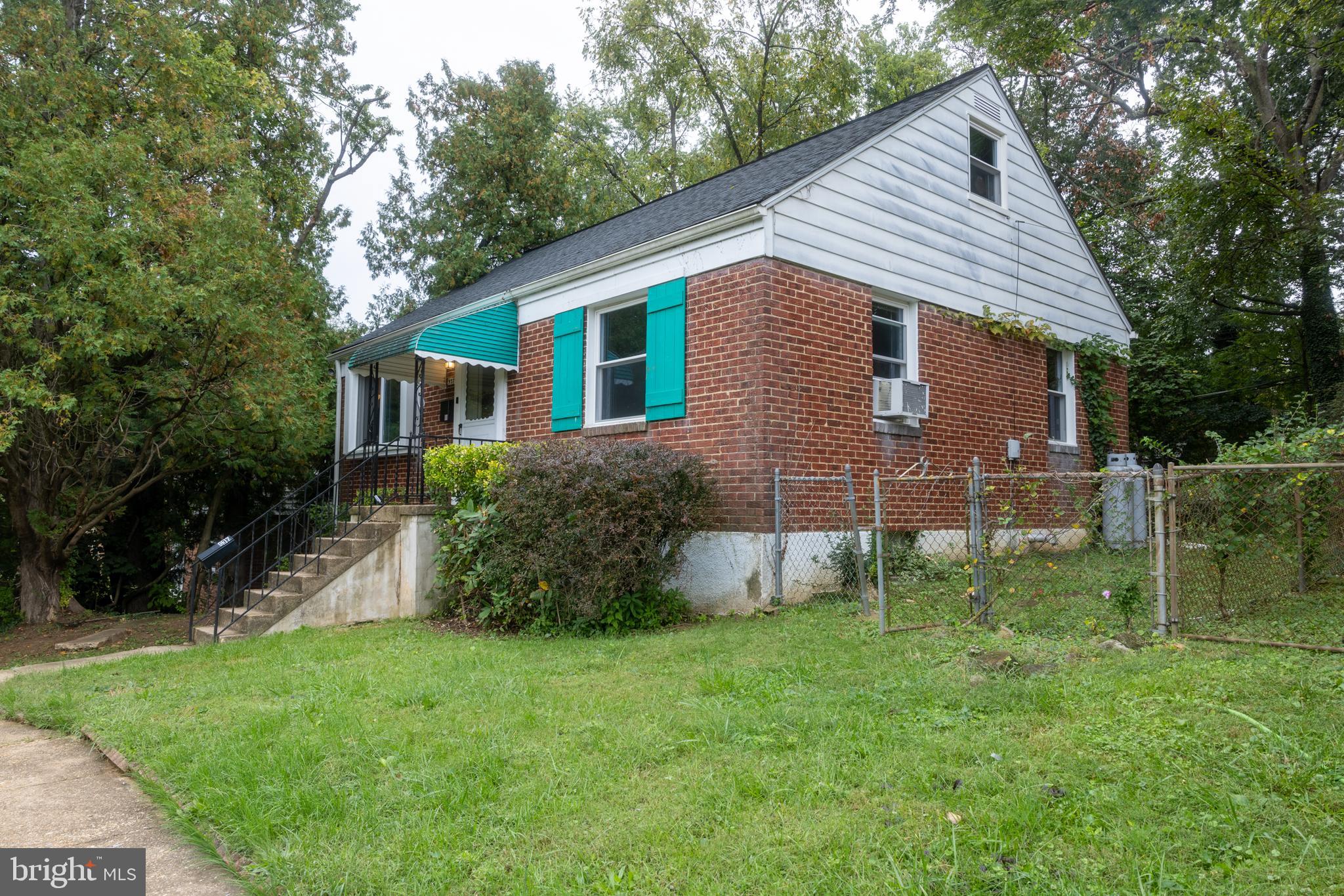 SUDBROOK PARK/PIKESVILLE - Residential