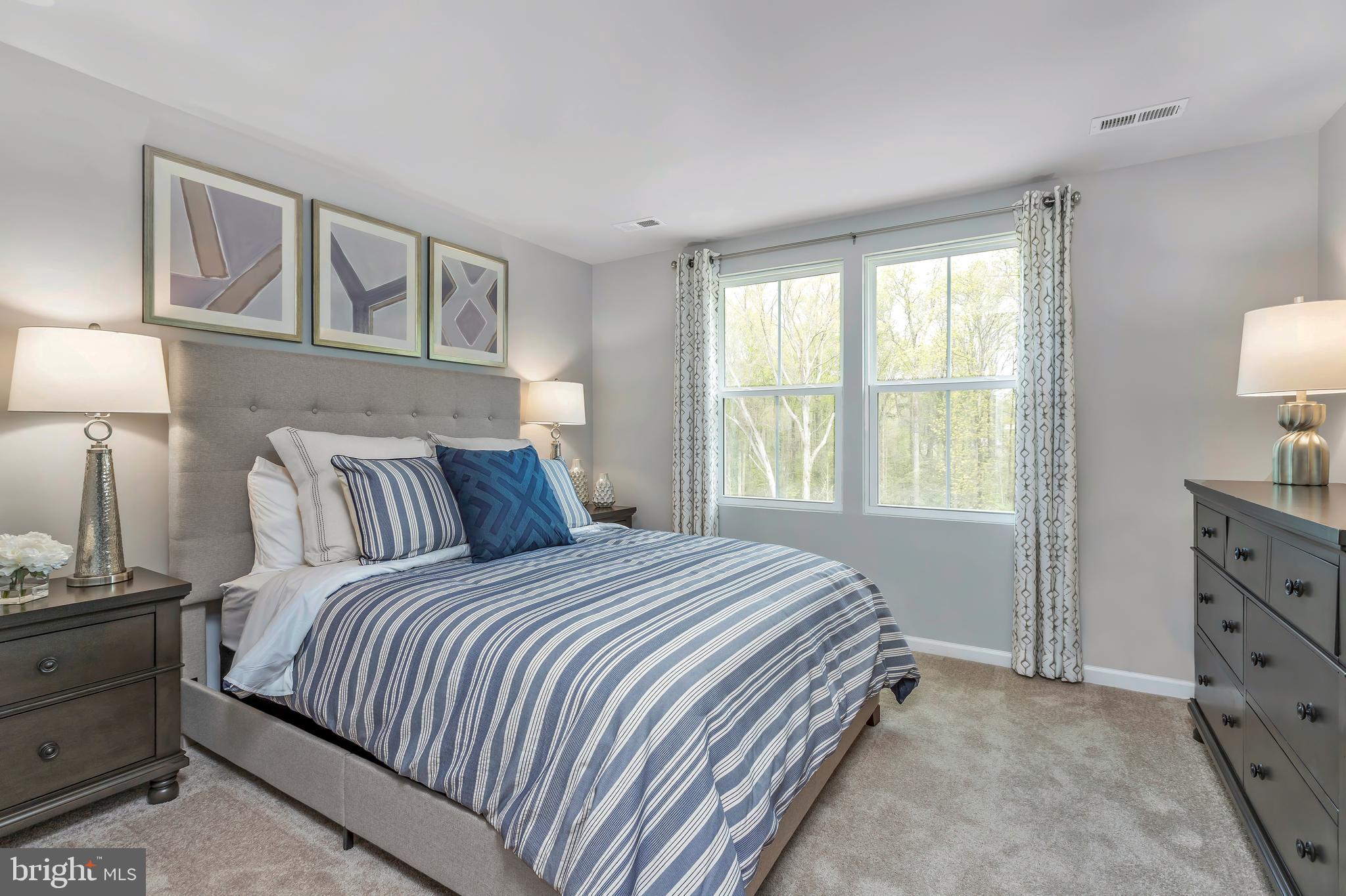 THE LAKES AT MARTINSBURG - Residential