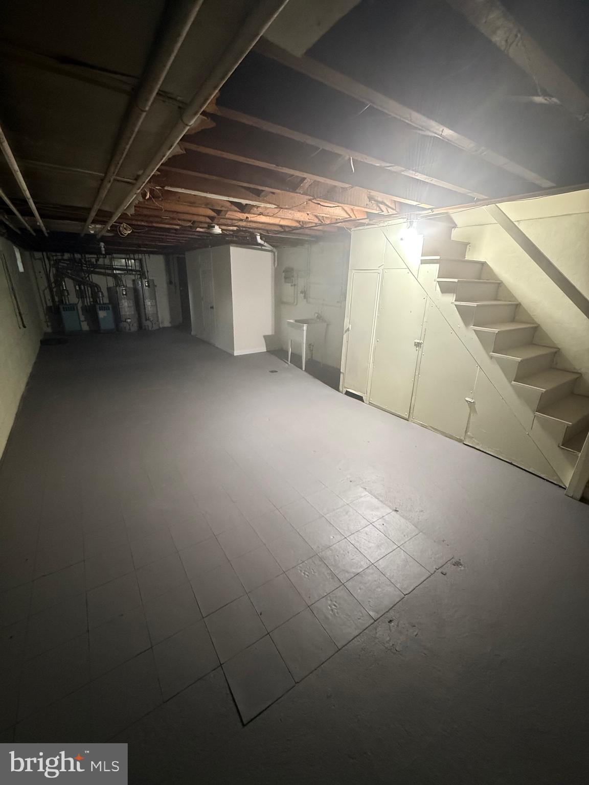 FOX CHASE - Residential Income