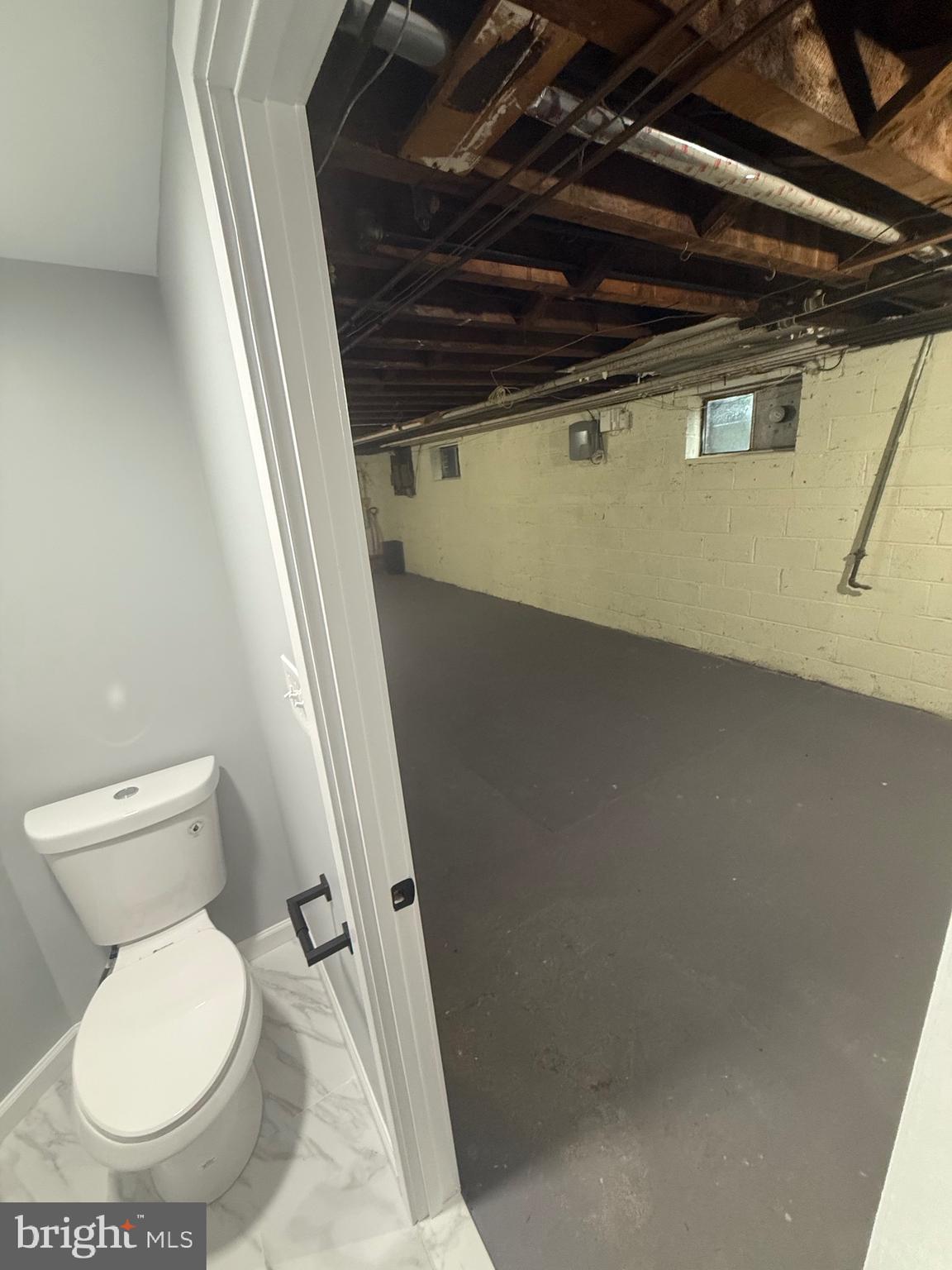 FOX CHASE - Residential Income