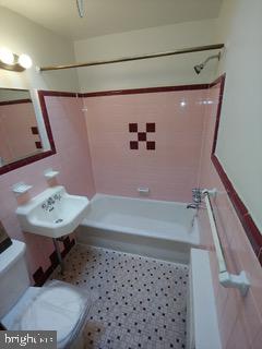 FOX CHASE - Residential Income