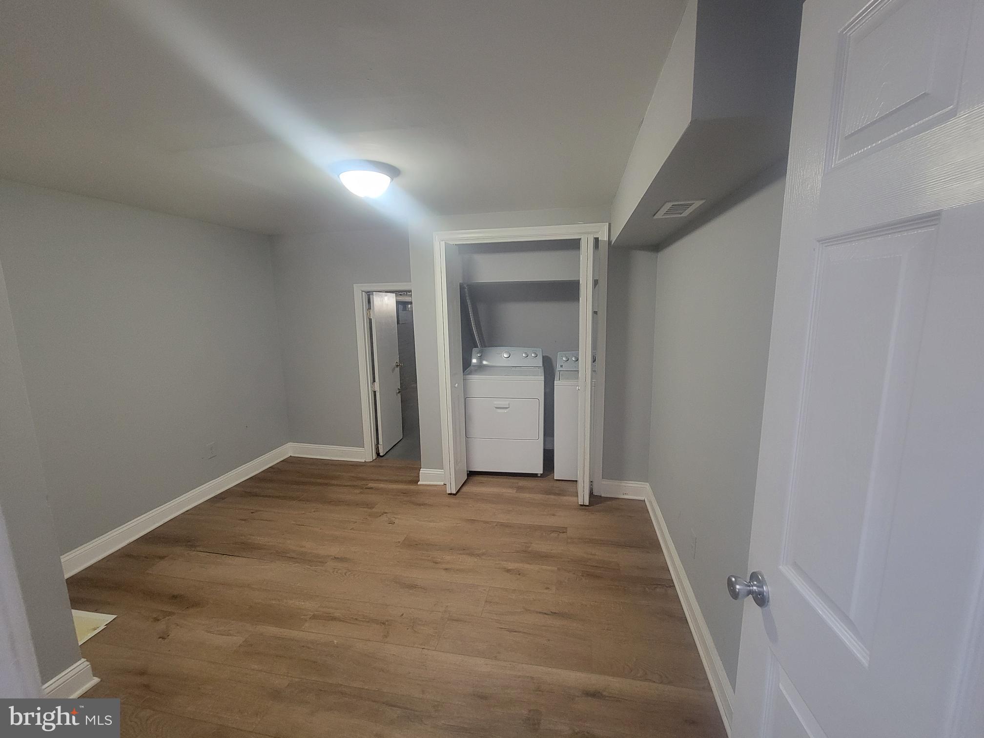 MCELDERRY PARK - Residential Lease