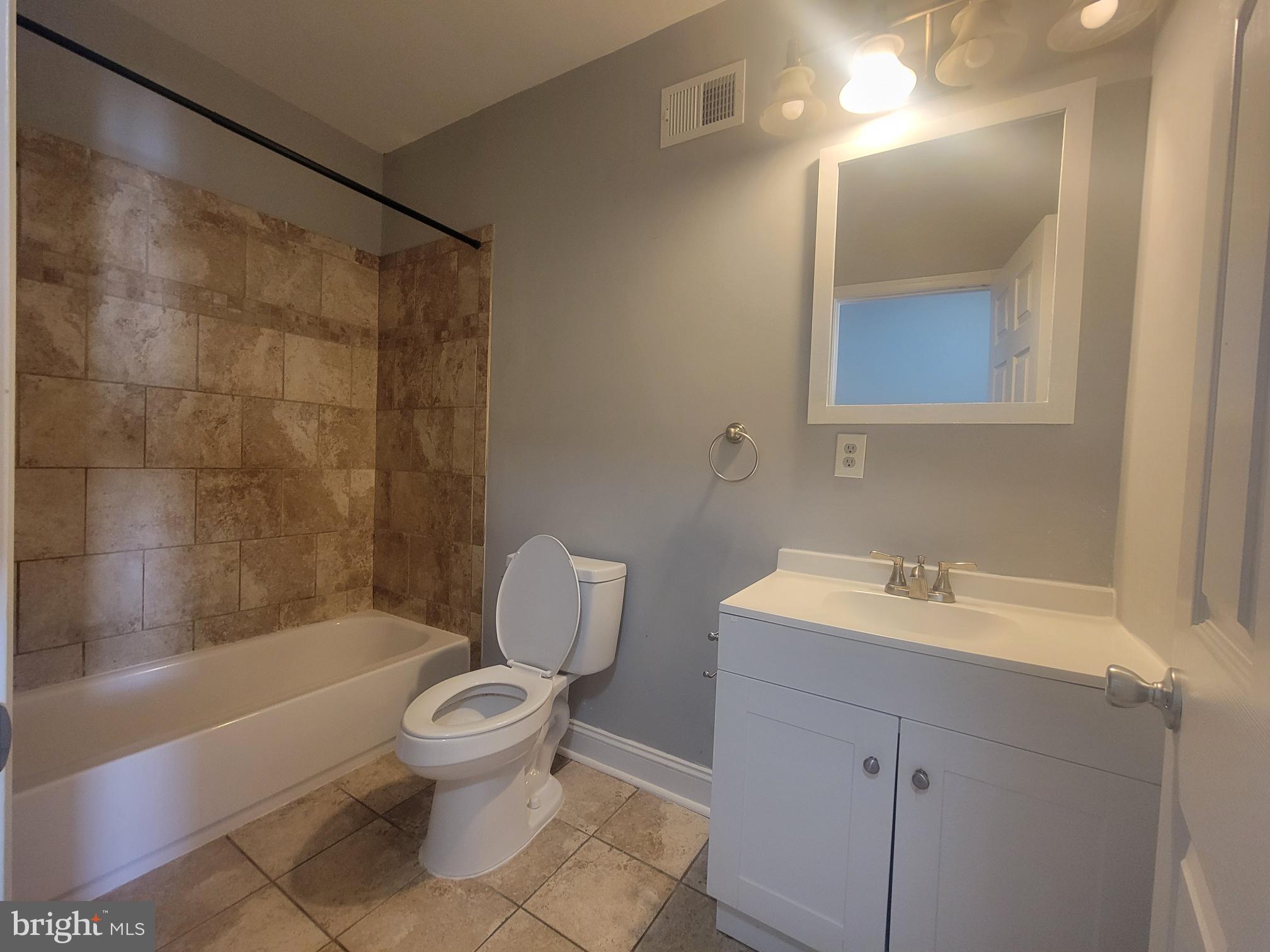 MCELDERRY PARK - Residential Lease