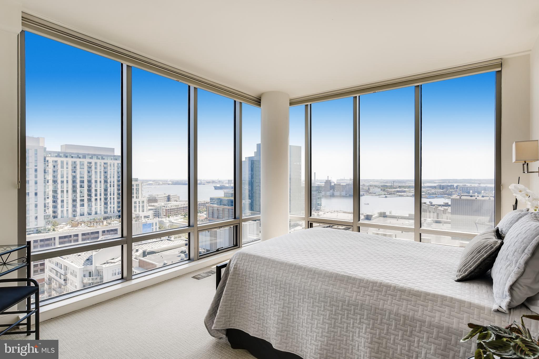 HARBOR EAST - Residential