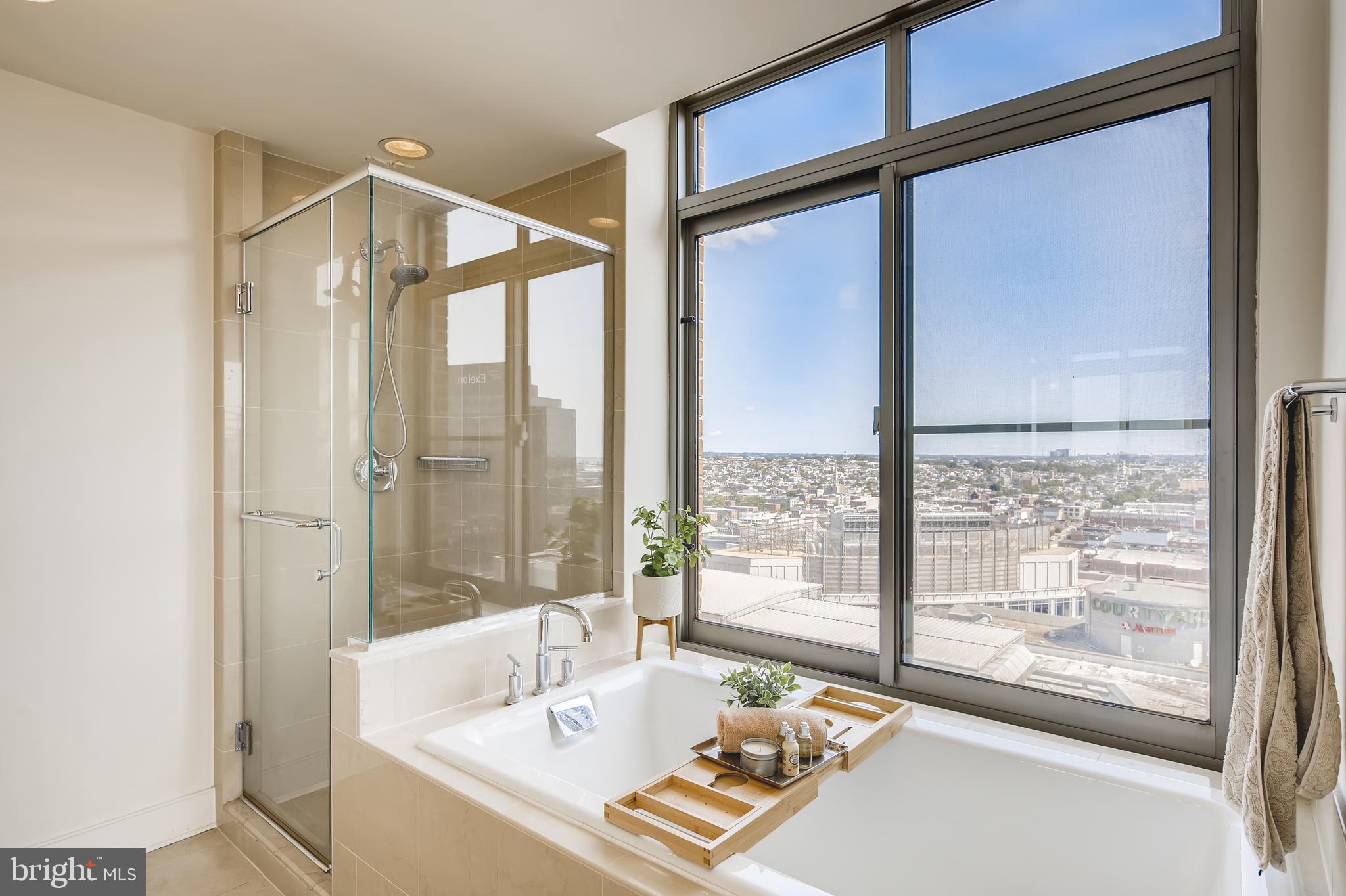 HARBOR EAST - Residential