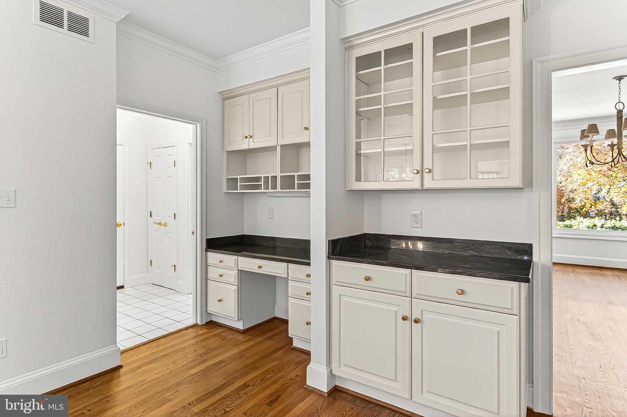 WOLF RUN - Residential