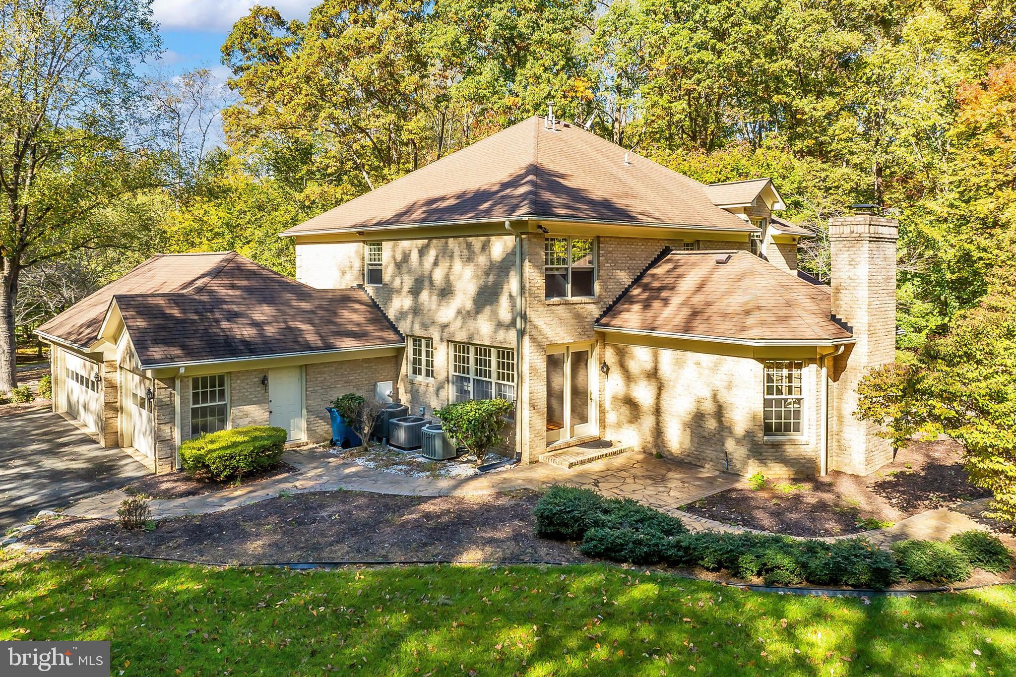 WOLF RUN - Residential