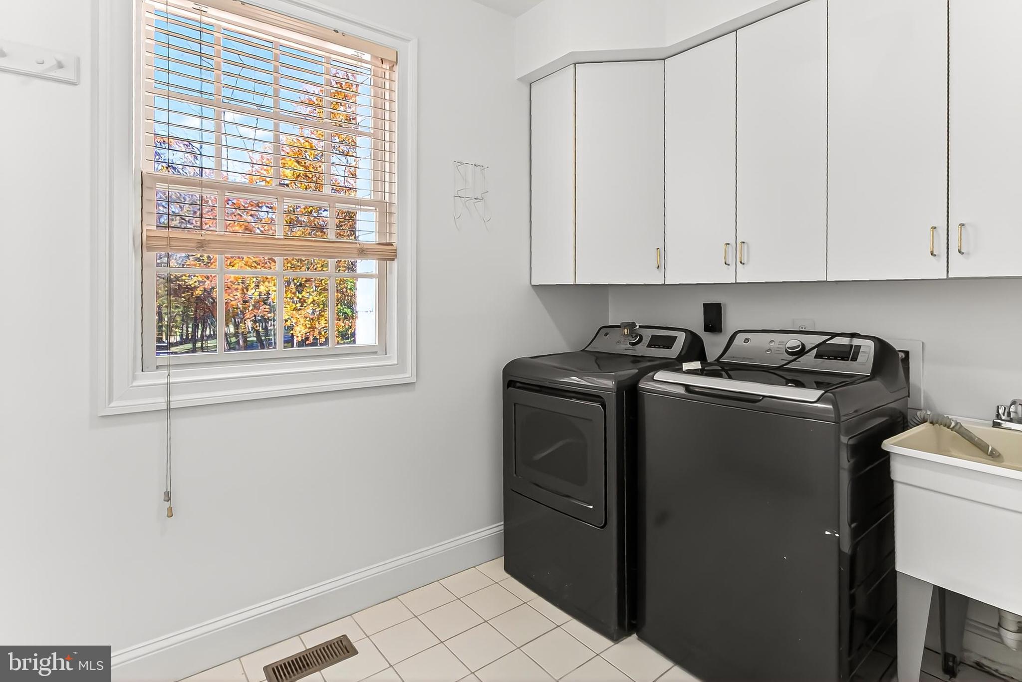 WOLF RUN - Residential