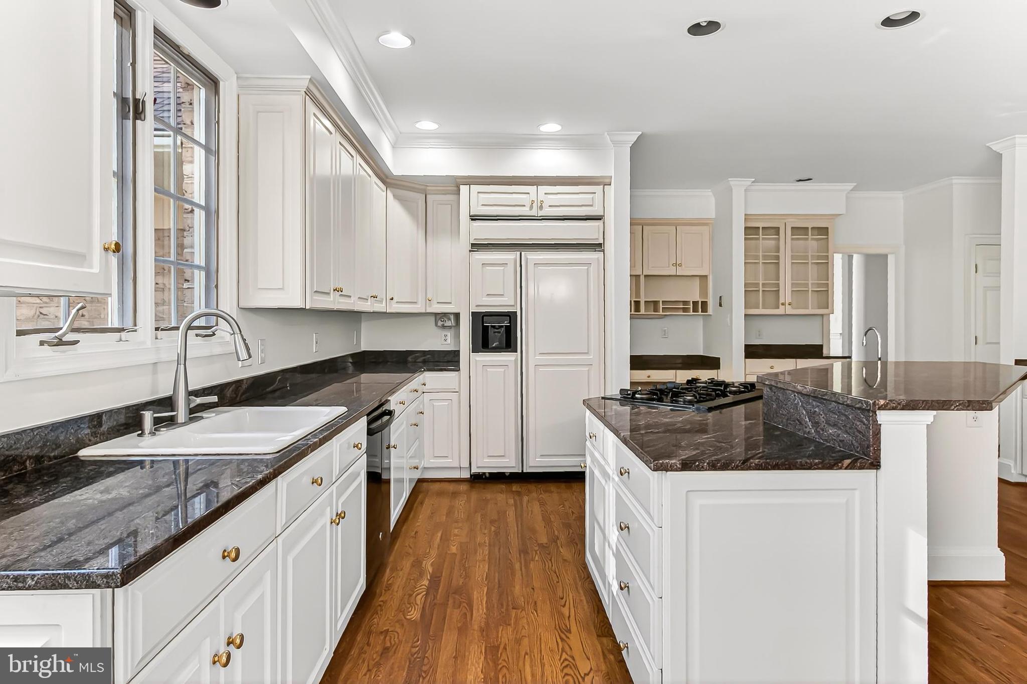 WOLF RUN - Residential