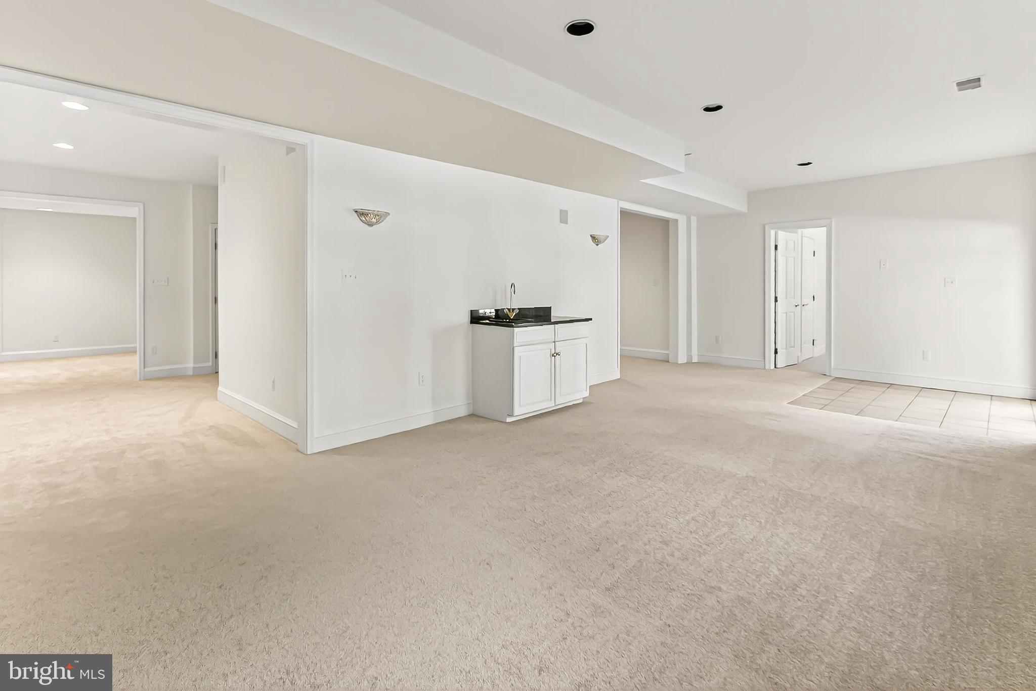 WOLF RUN - Residential