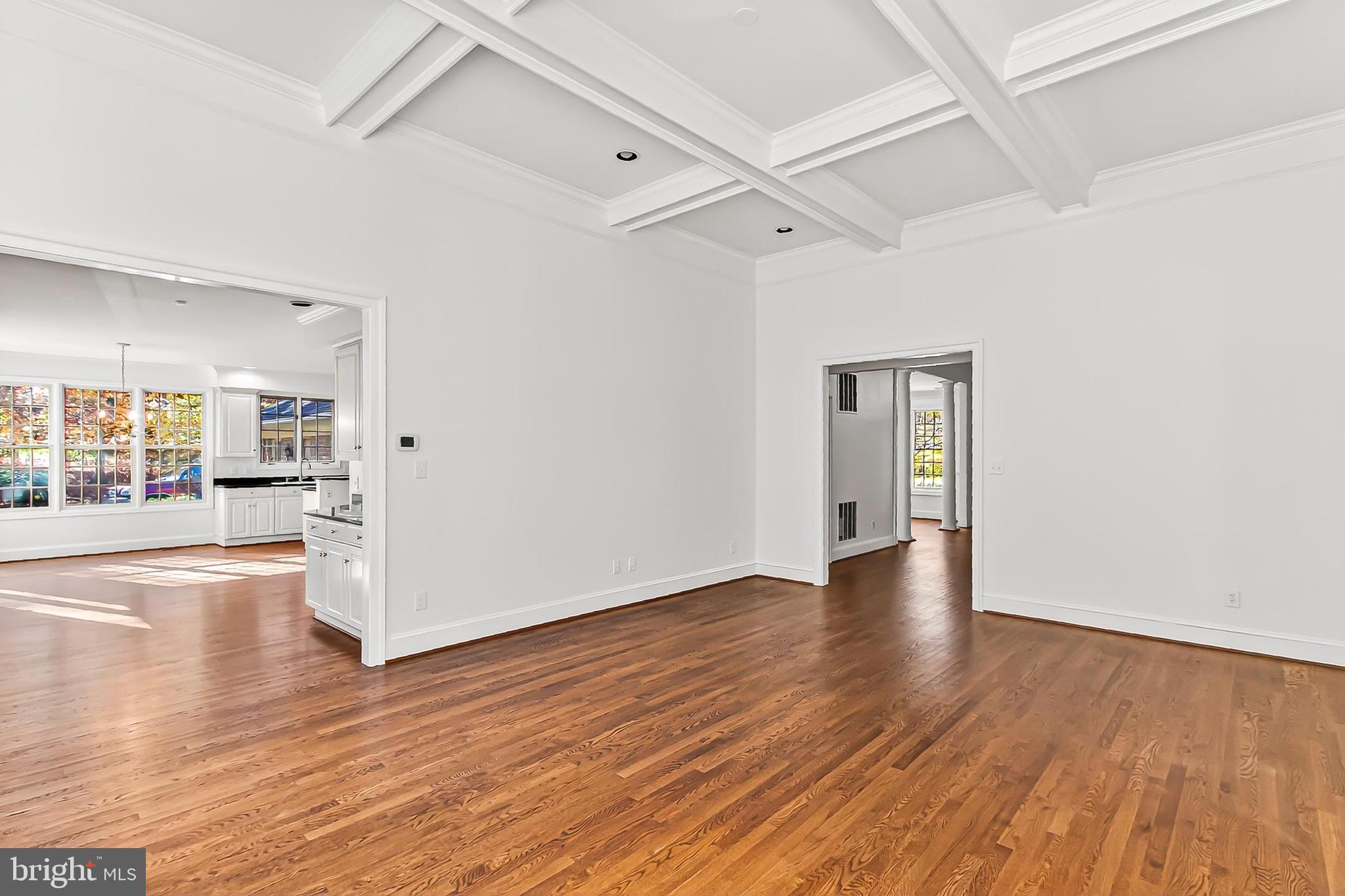 WOLF RUN - Residential