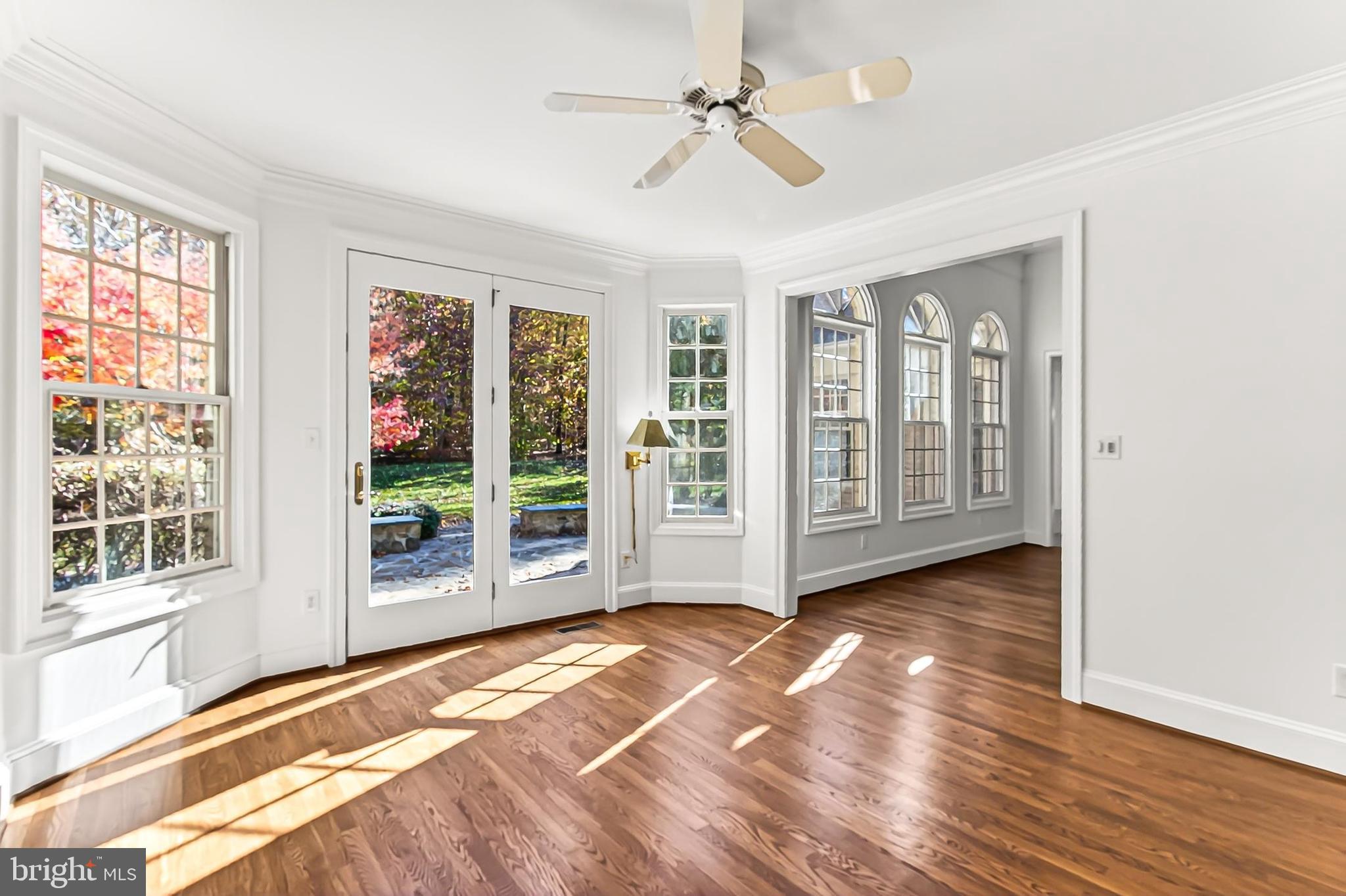 WOLF RUN - Residential