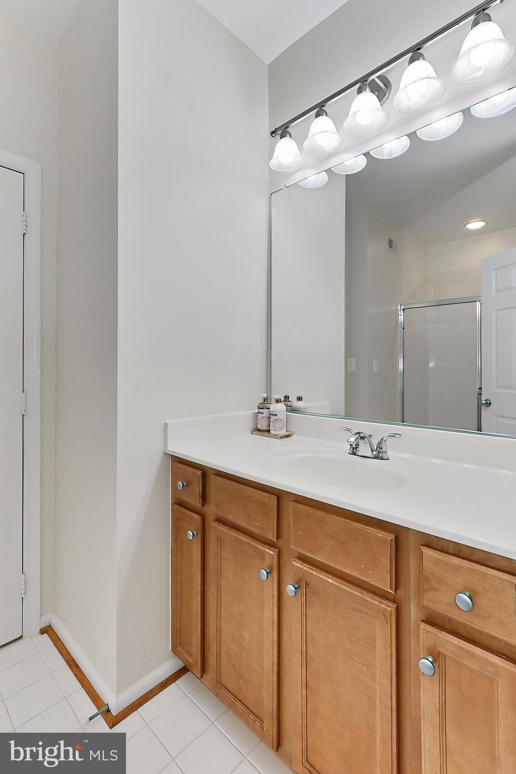 NORTH POINT VILLAS - Residential