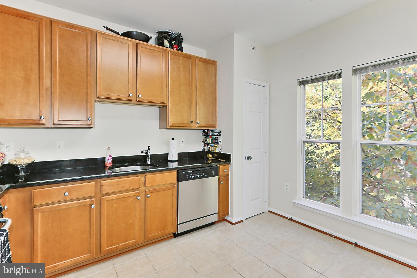 NORTH POINT VILLAS - Residential