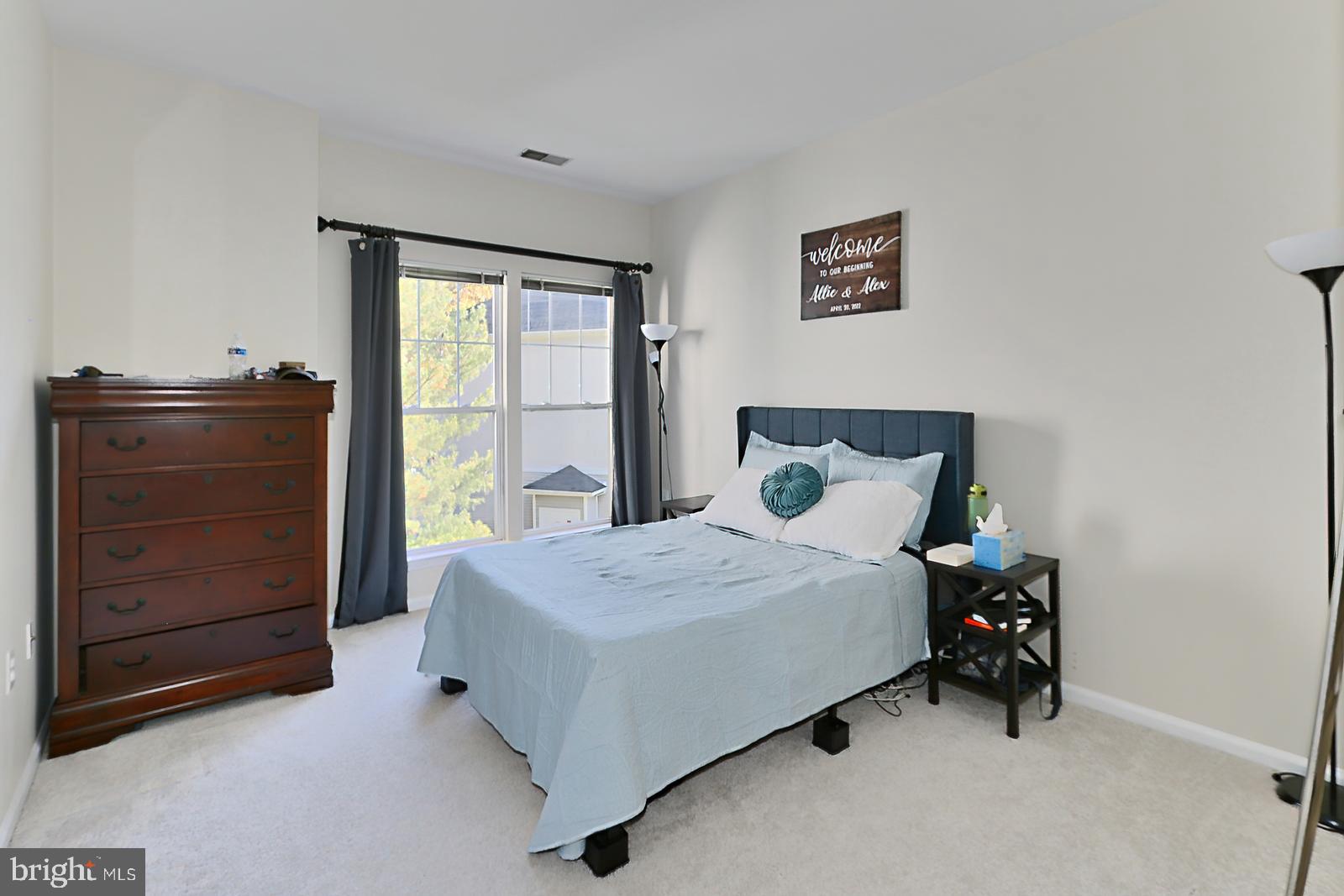 NORTH POINT VILLAS - Residential