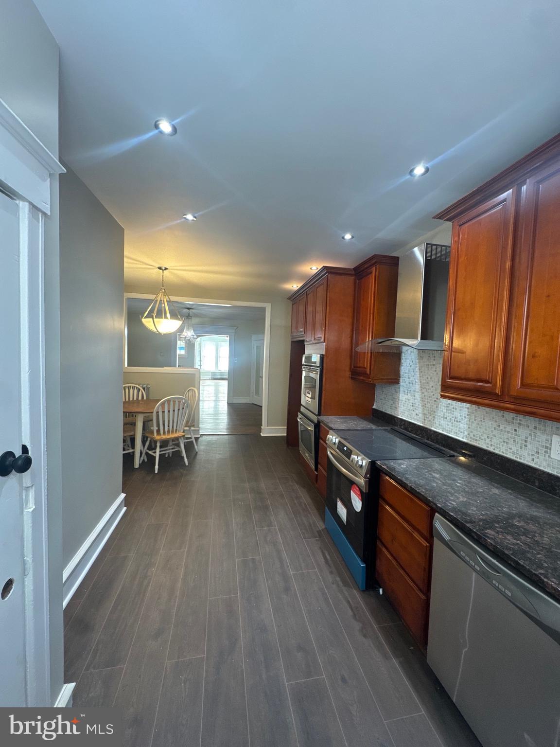 GERMANTOWN - Residential