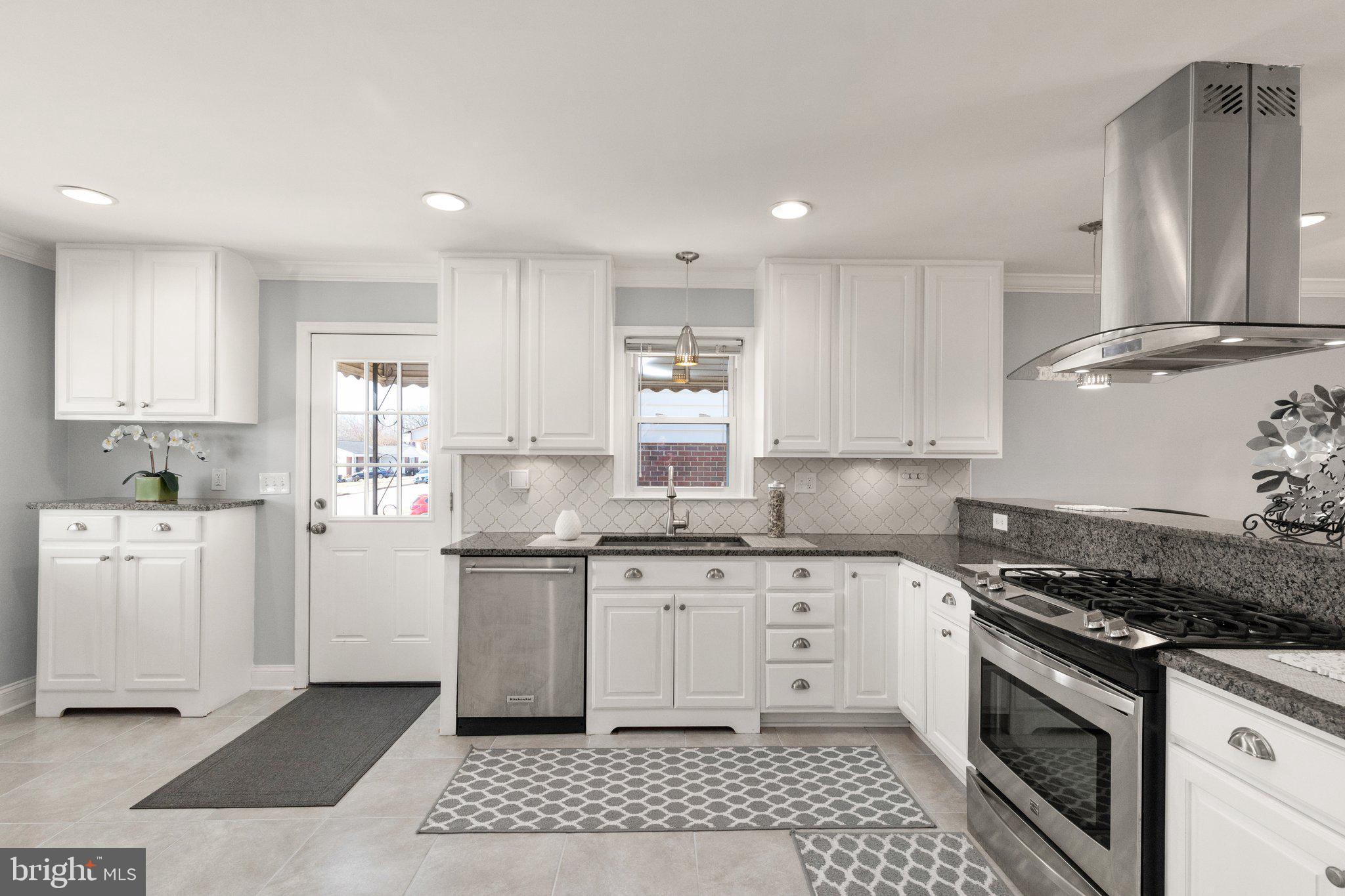 ROSEDALE - Residential