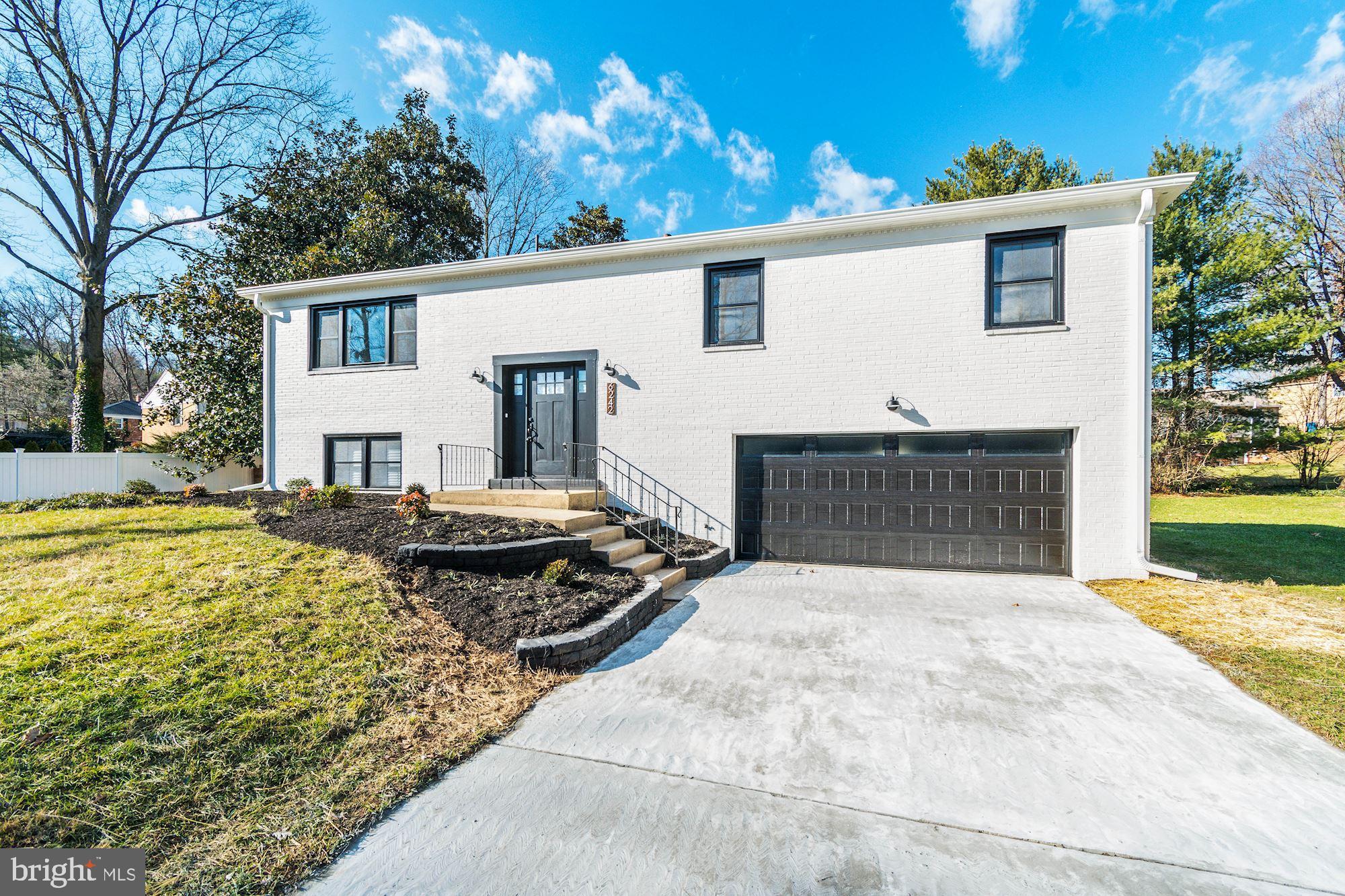 WILTON WOODS - Residential