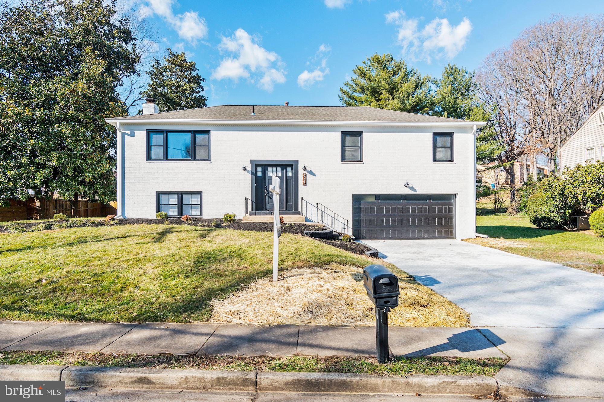 WILTON WOODS - Residential