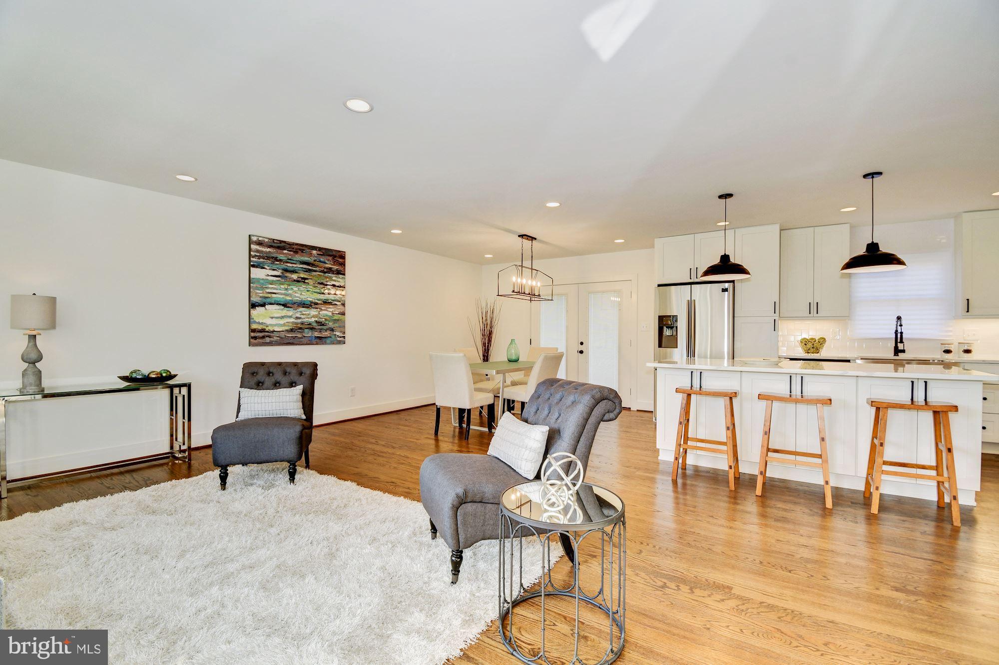 WILTON WOODS - Residential