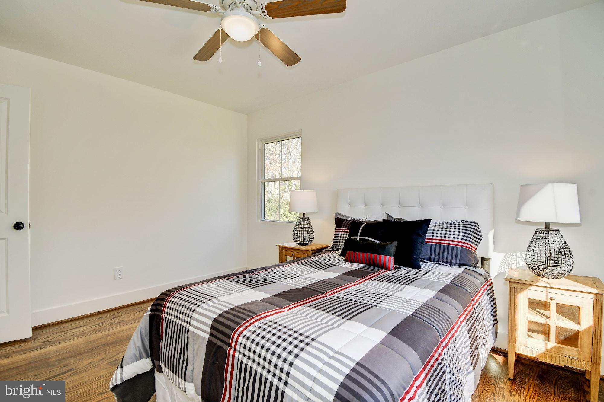 WILTON WOODS - Residential