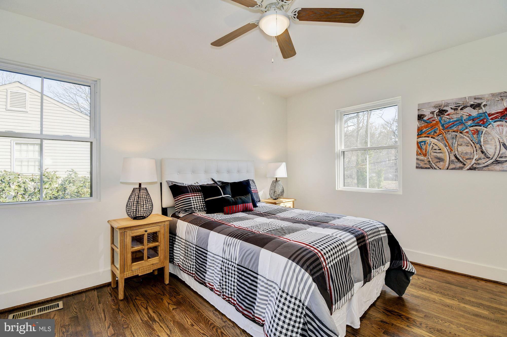 WILTON WOODS - Residential