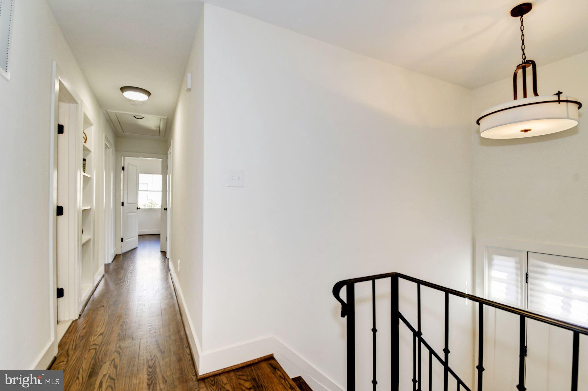 WILTON WOODS - Residential