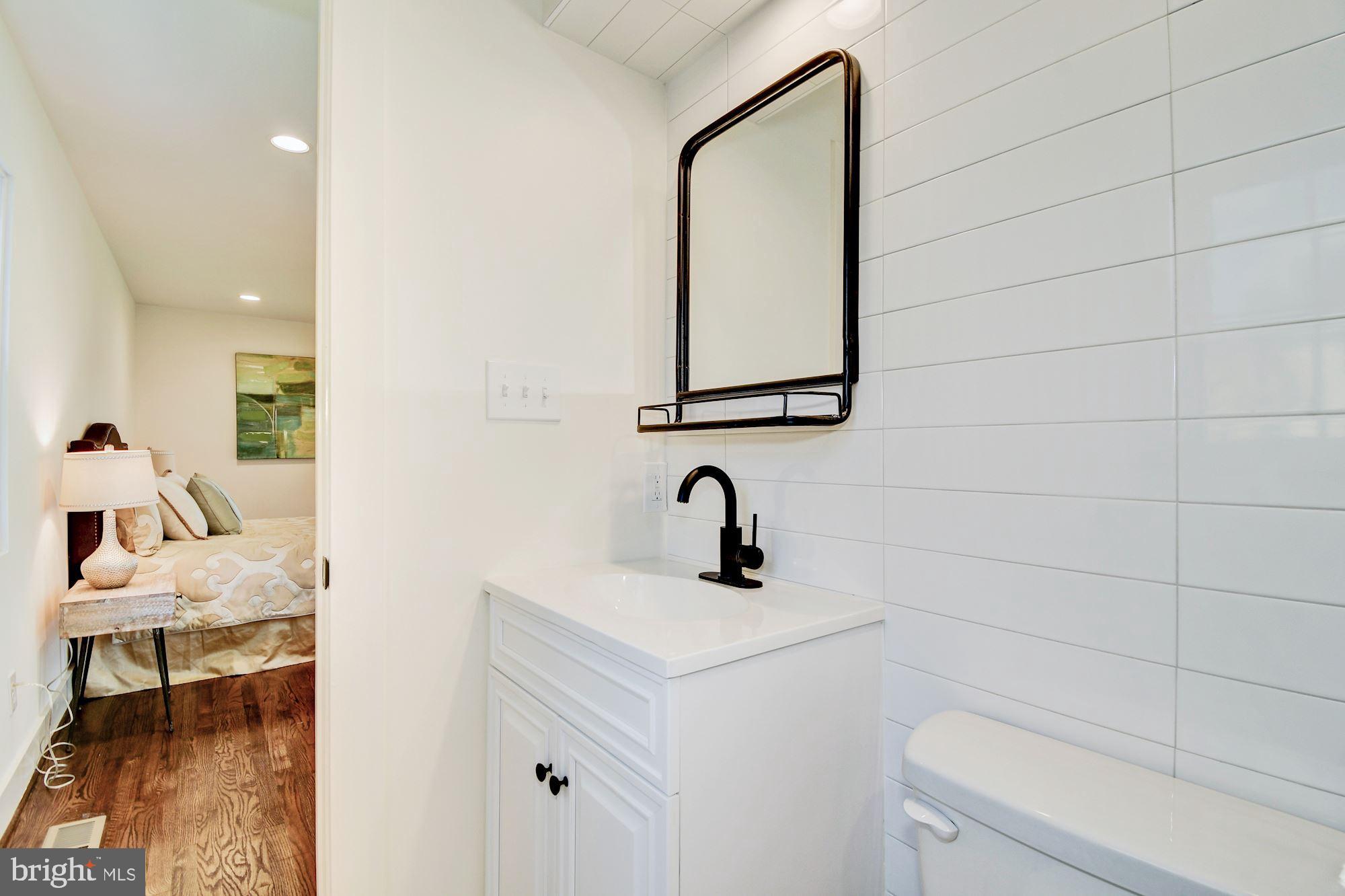 WILTON WOODS - Residential