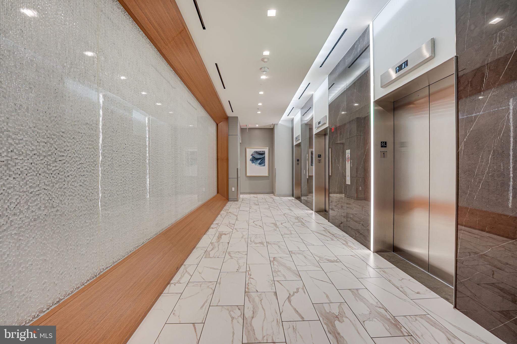 1211 VAN STREET SE 601