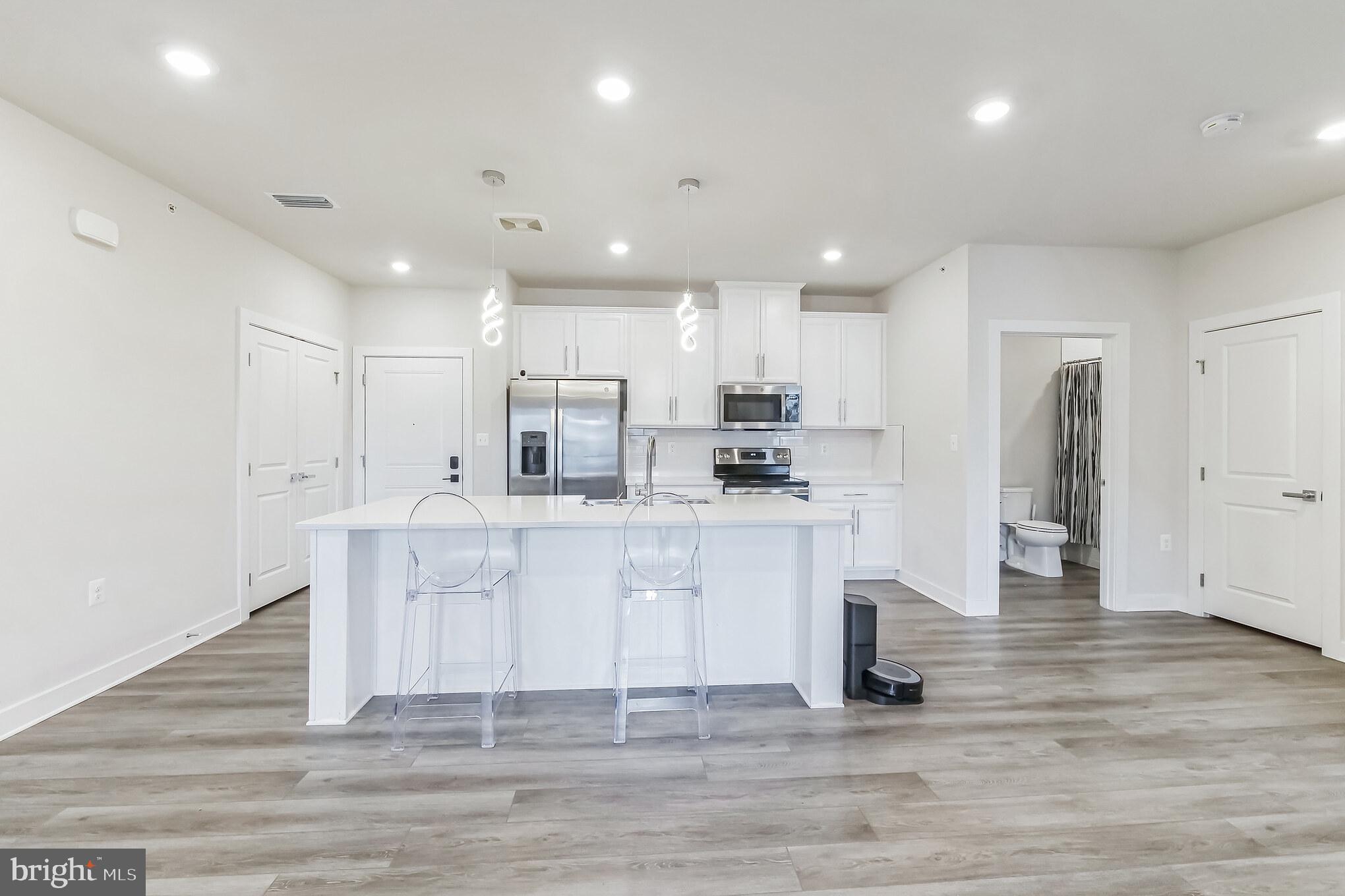 WOODLAND PARK - Residential Lease