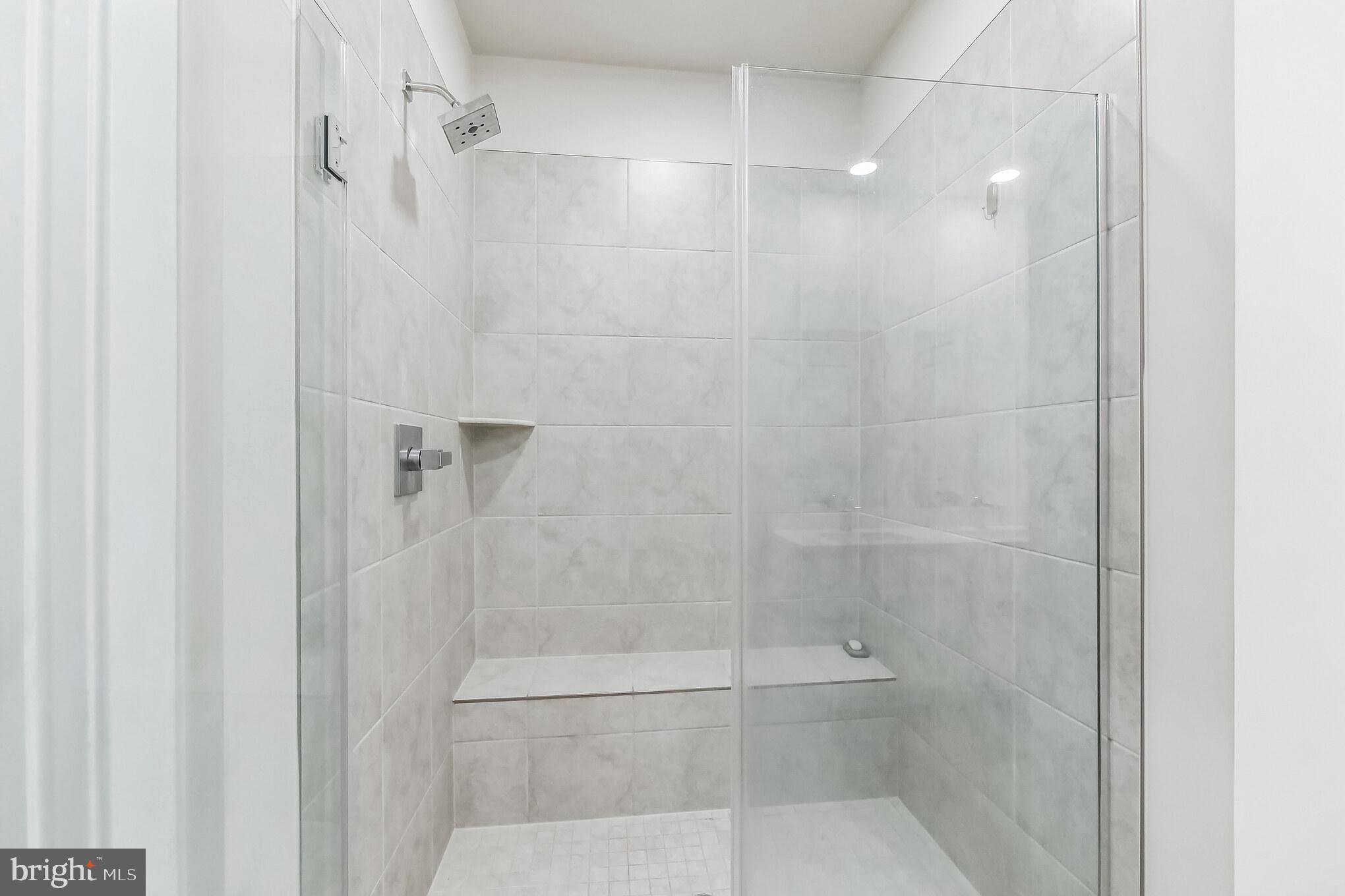 WOODLAND PARK - Residential Lease