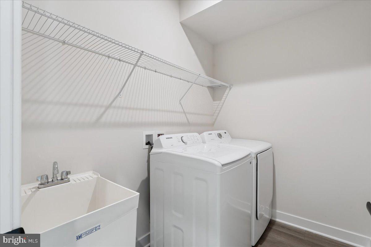 FOSTER'S GLEN - Residential Lease