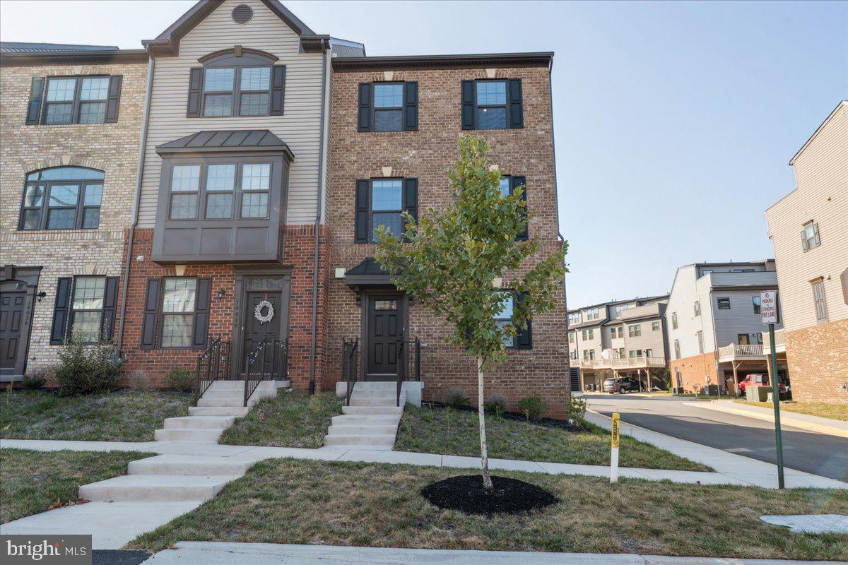 FOSTER'S GLEN - Residential Lease