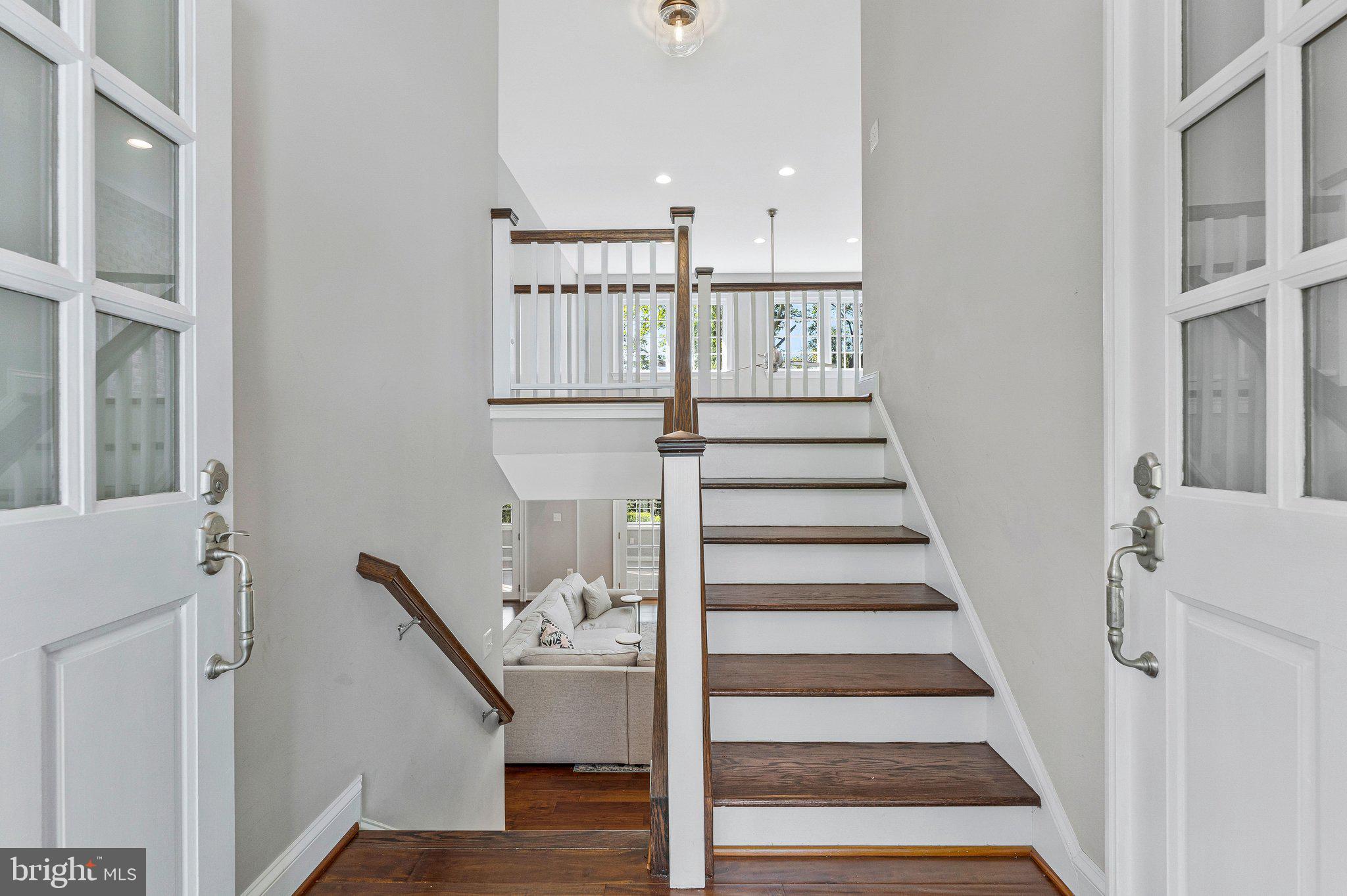 1048 BELLVIEW ROAD