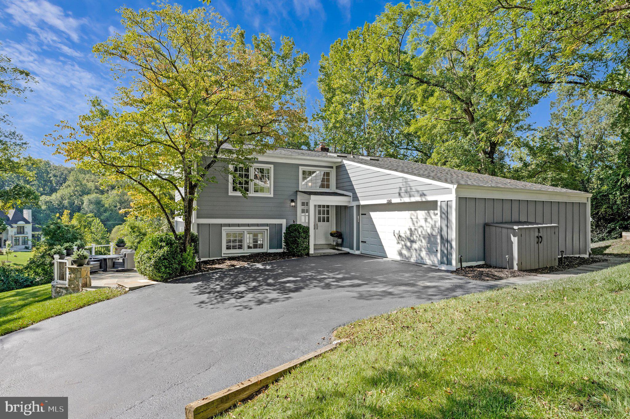 1048 BELLVIEW ROAD