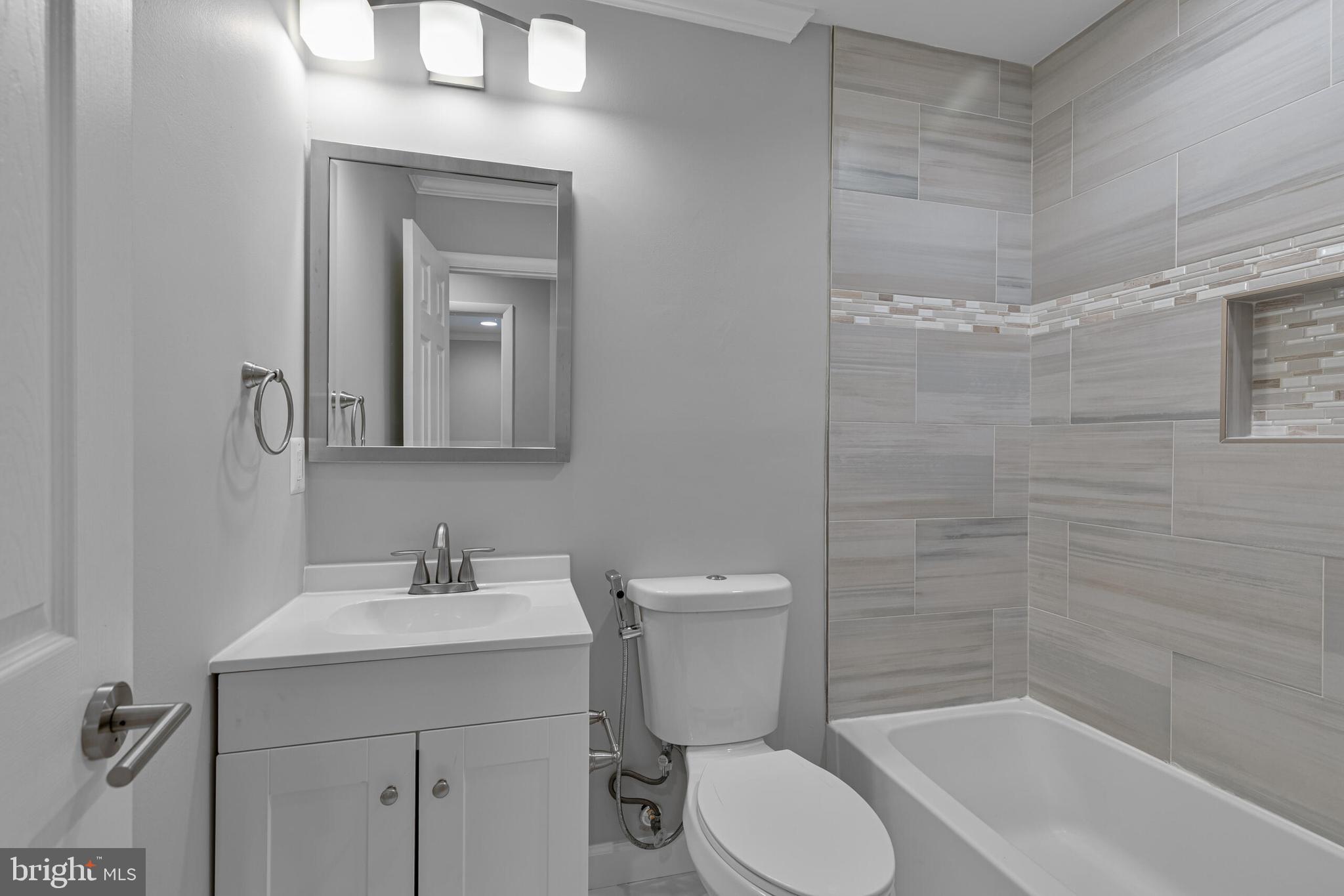 FAIRCHESTER - Residential