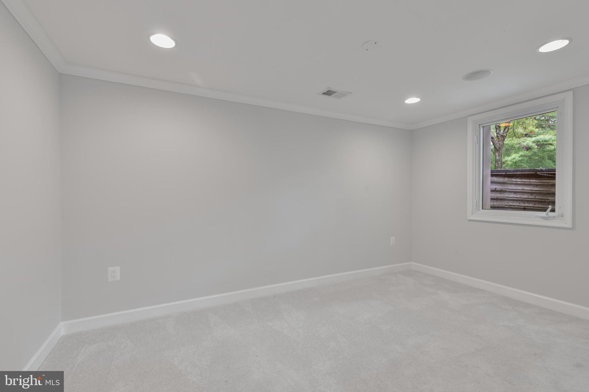 FAIRCHESTER - Residential