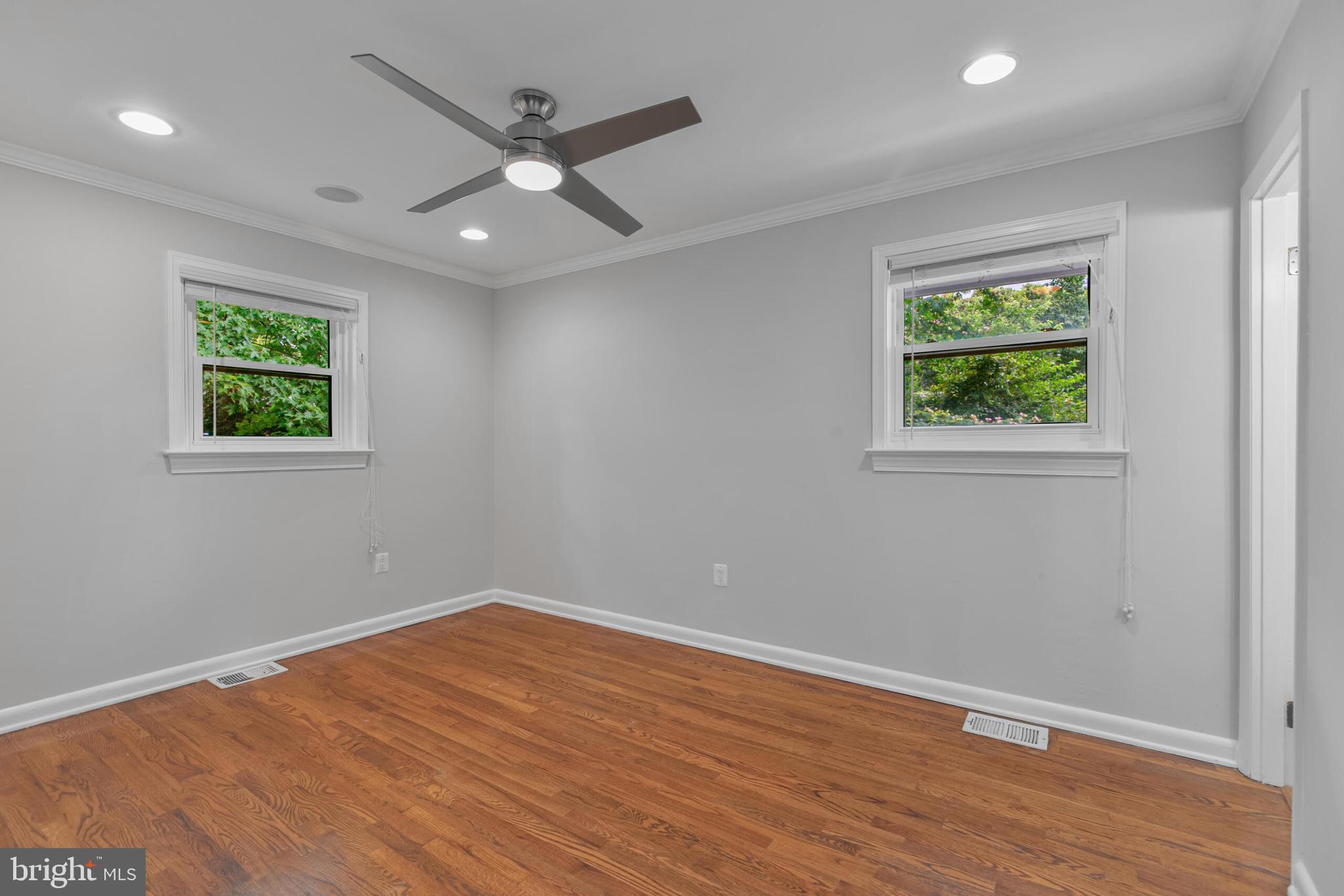 FAIRCHESTER - Residential