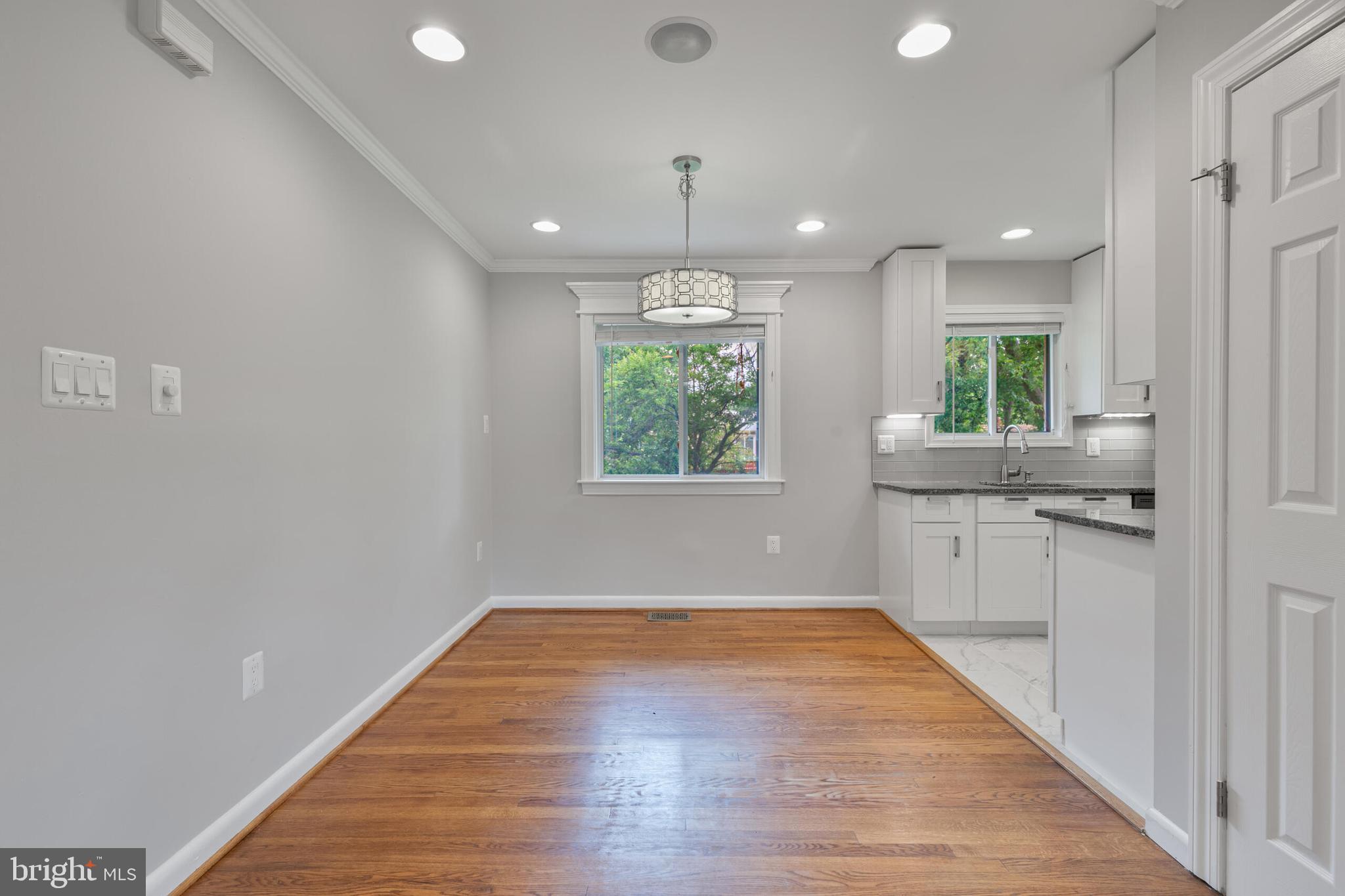 FAIRCHESTER - Residential