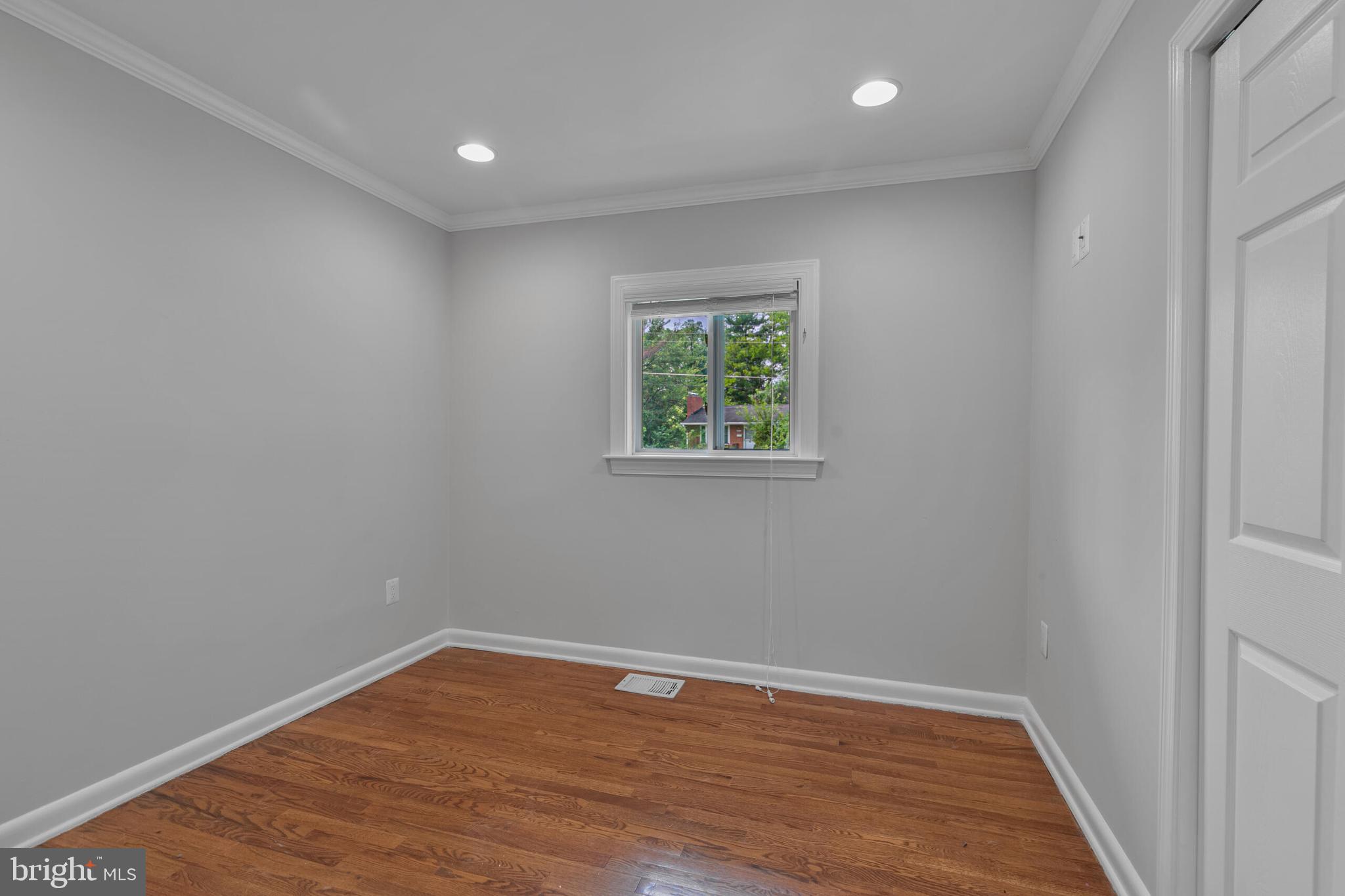 FAIRCHESTER - Residential