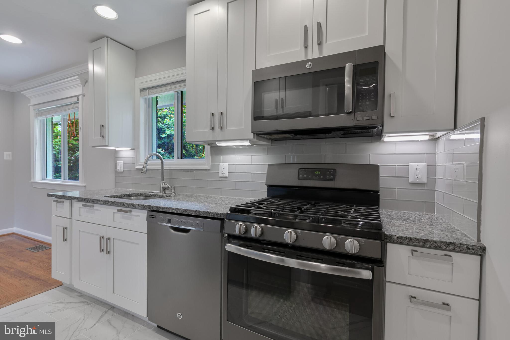 FAIRCHESTER - Residential