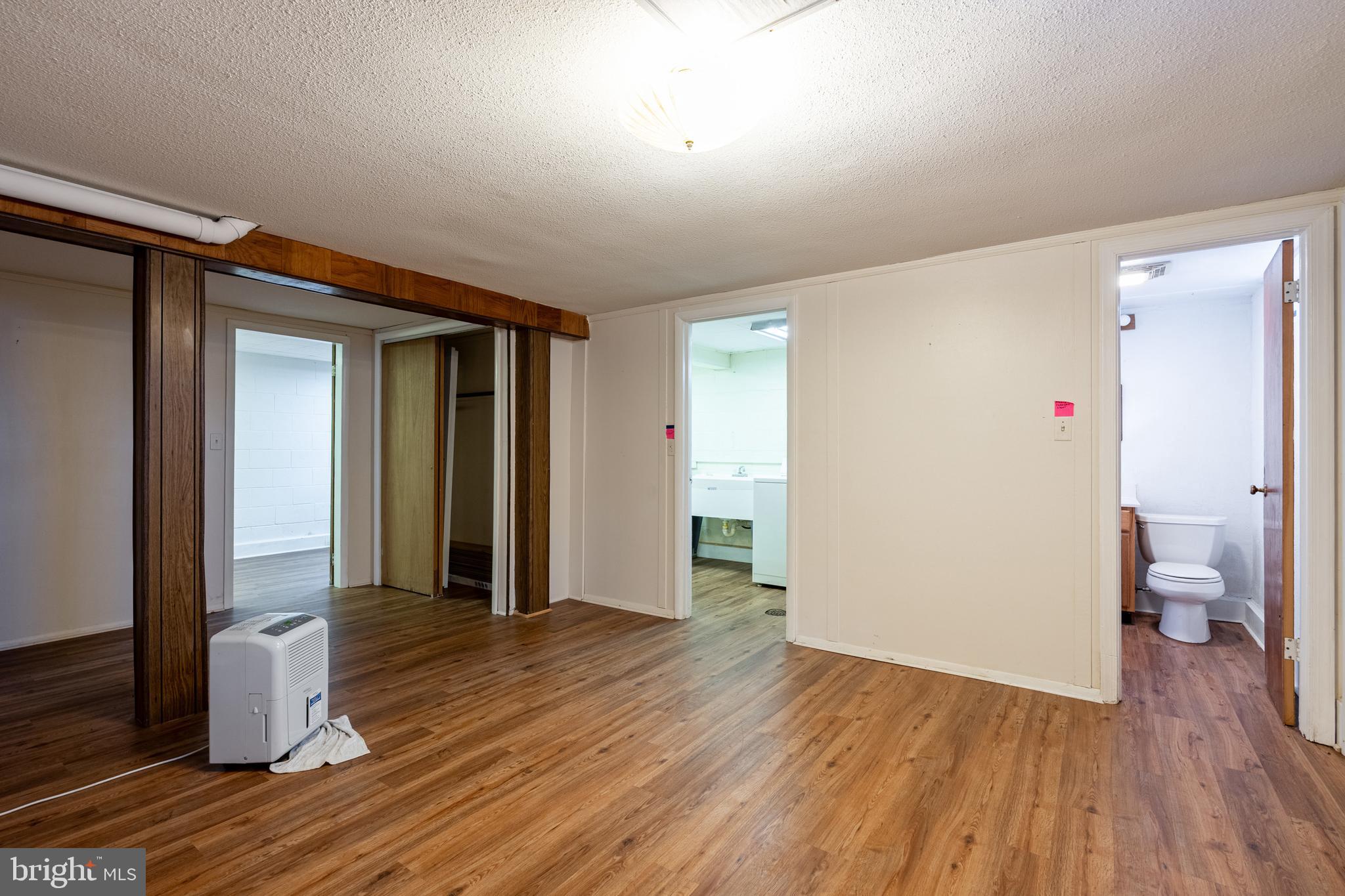 WOODLAND PARK - Residential