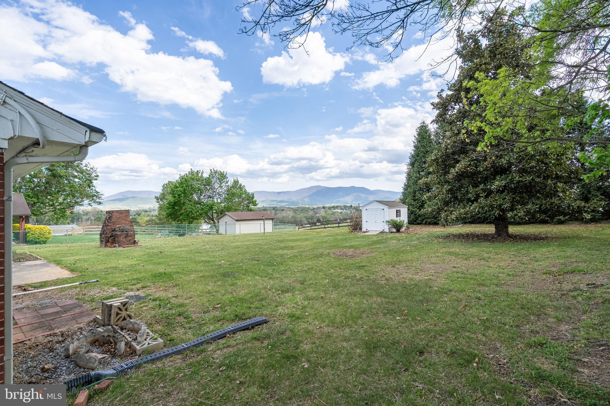 WOODLAND PARK - Residential