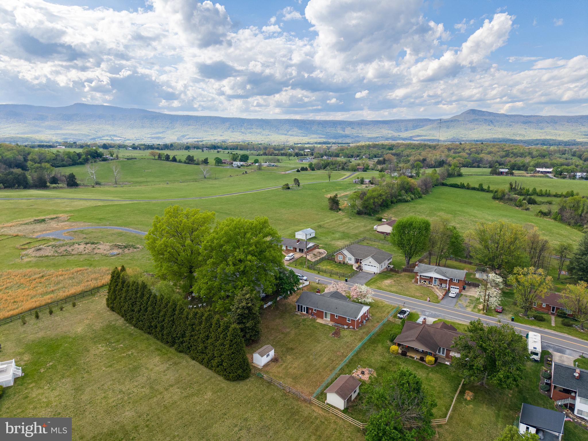 WOODLAND PARK - Residential