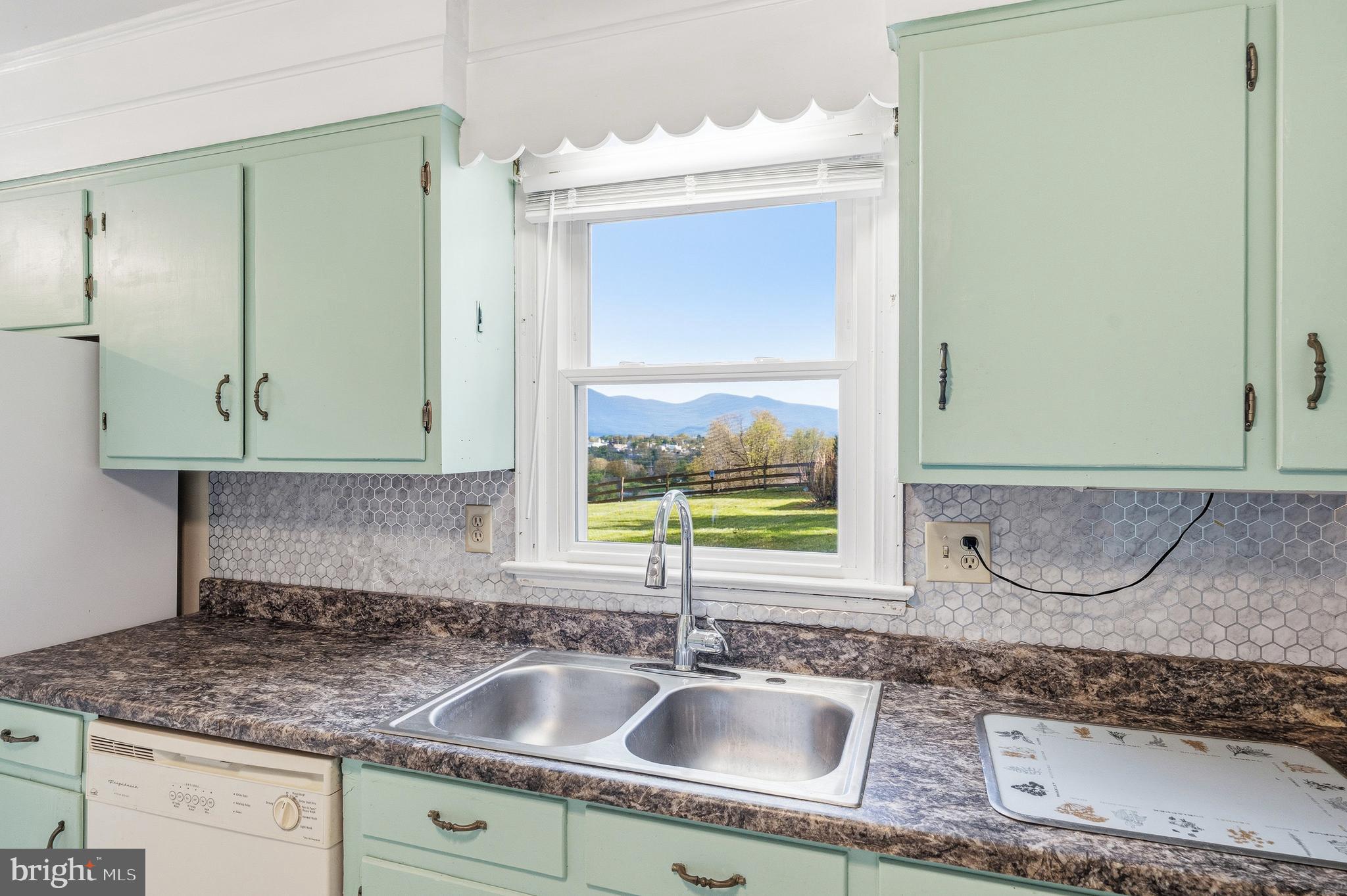 WOODLAND PARK - Residential