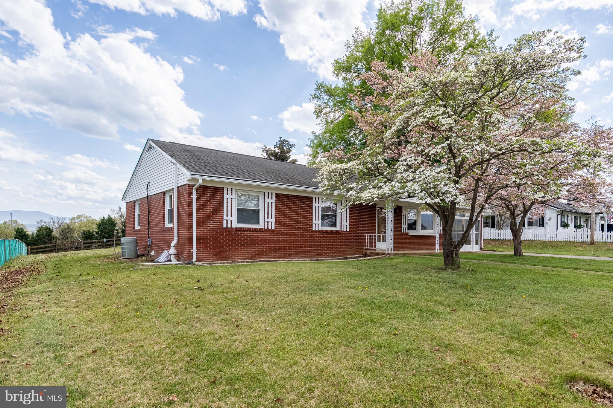 WOODLAND PARK - Residential