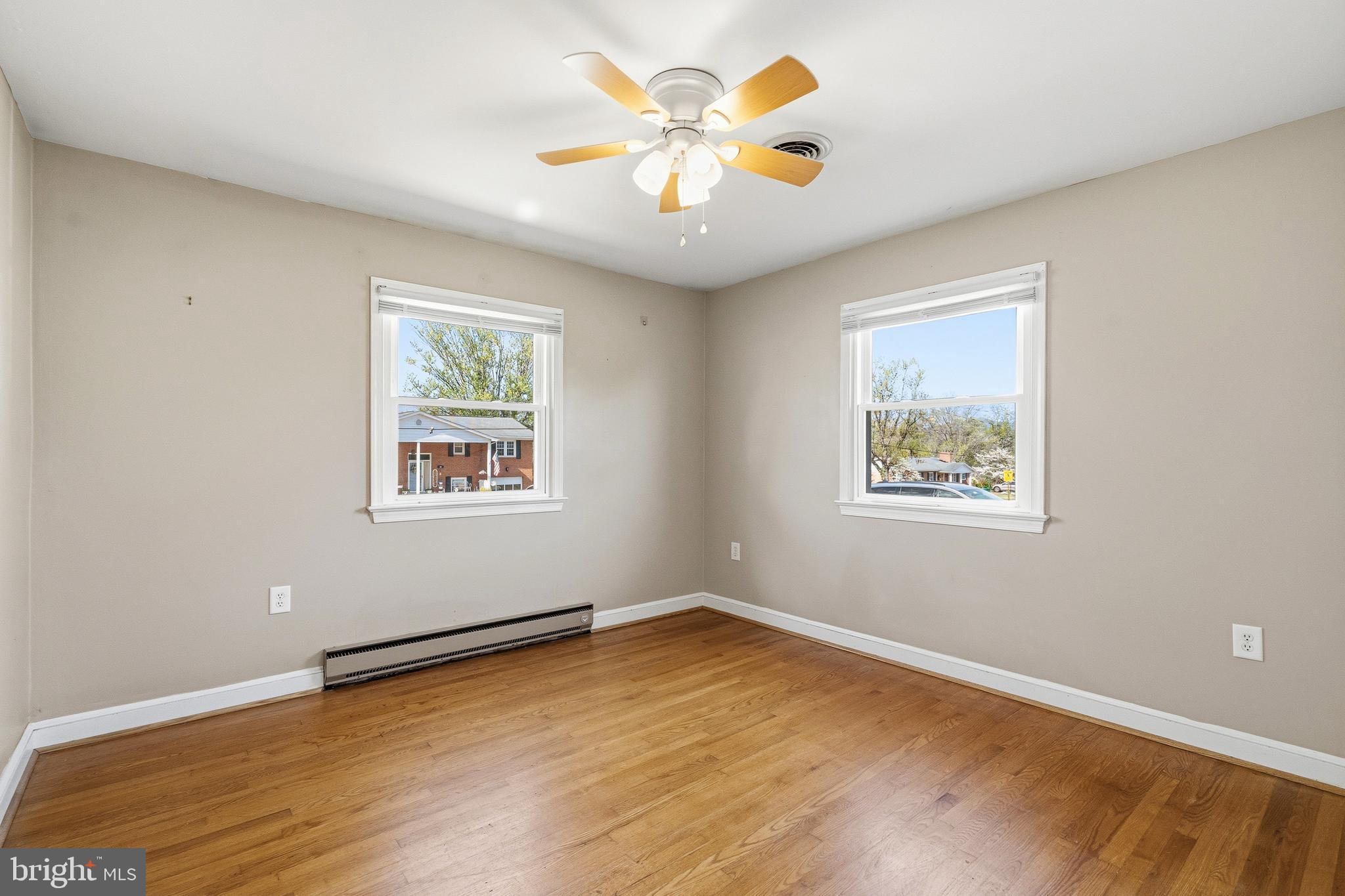 WOODLAND PARK - Residential