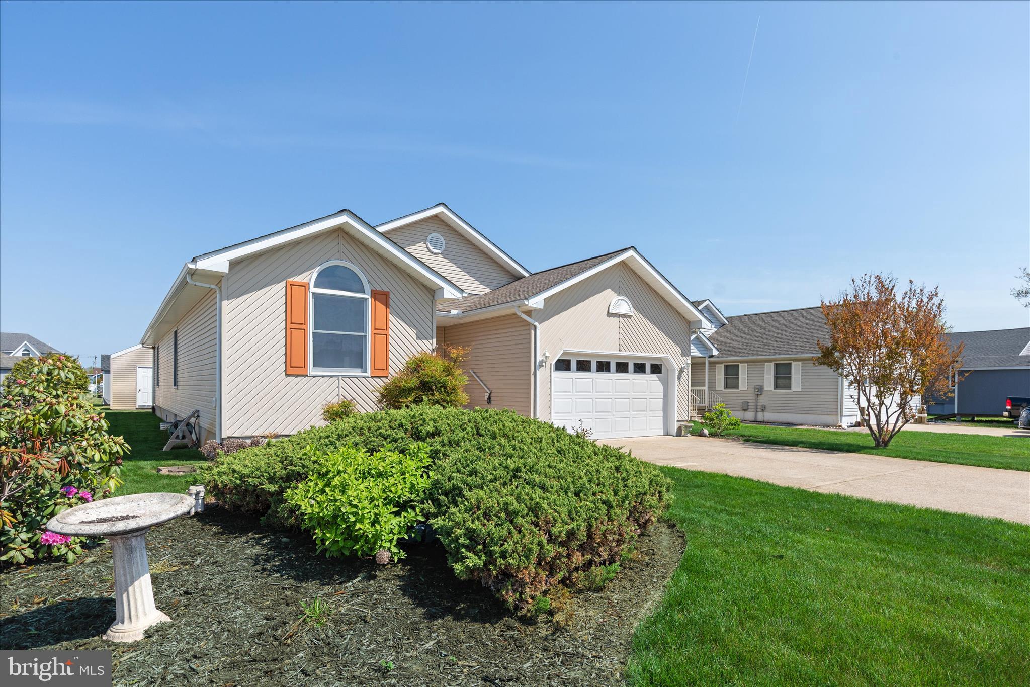36847 W POND CIRCLE